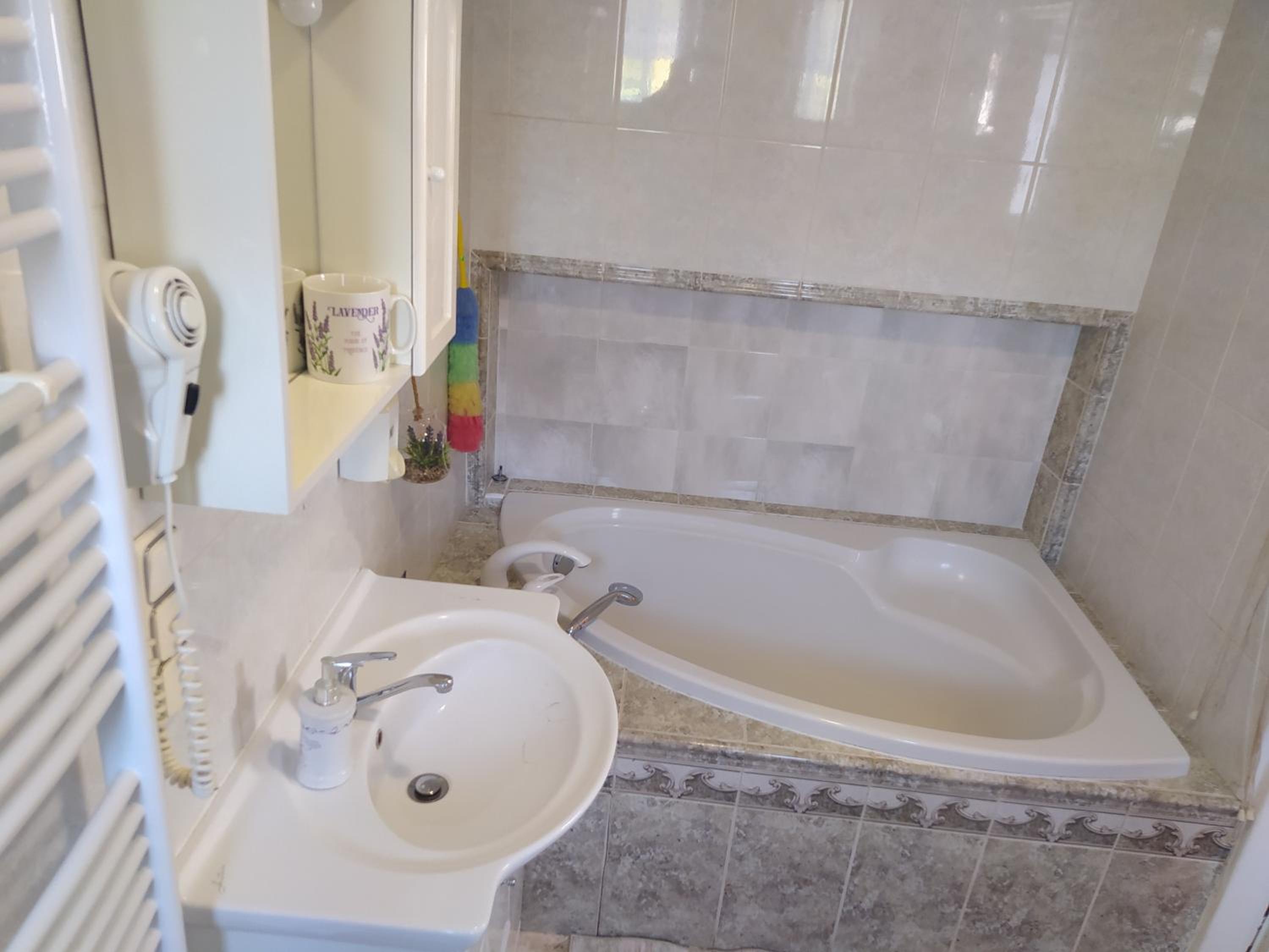 Apartment - Photo 2