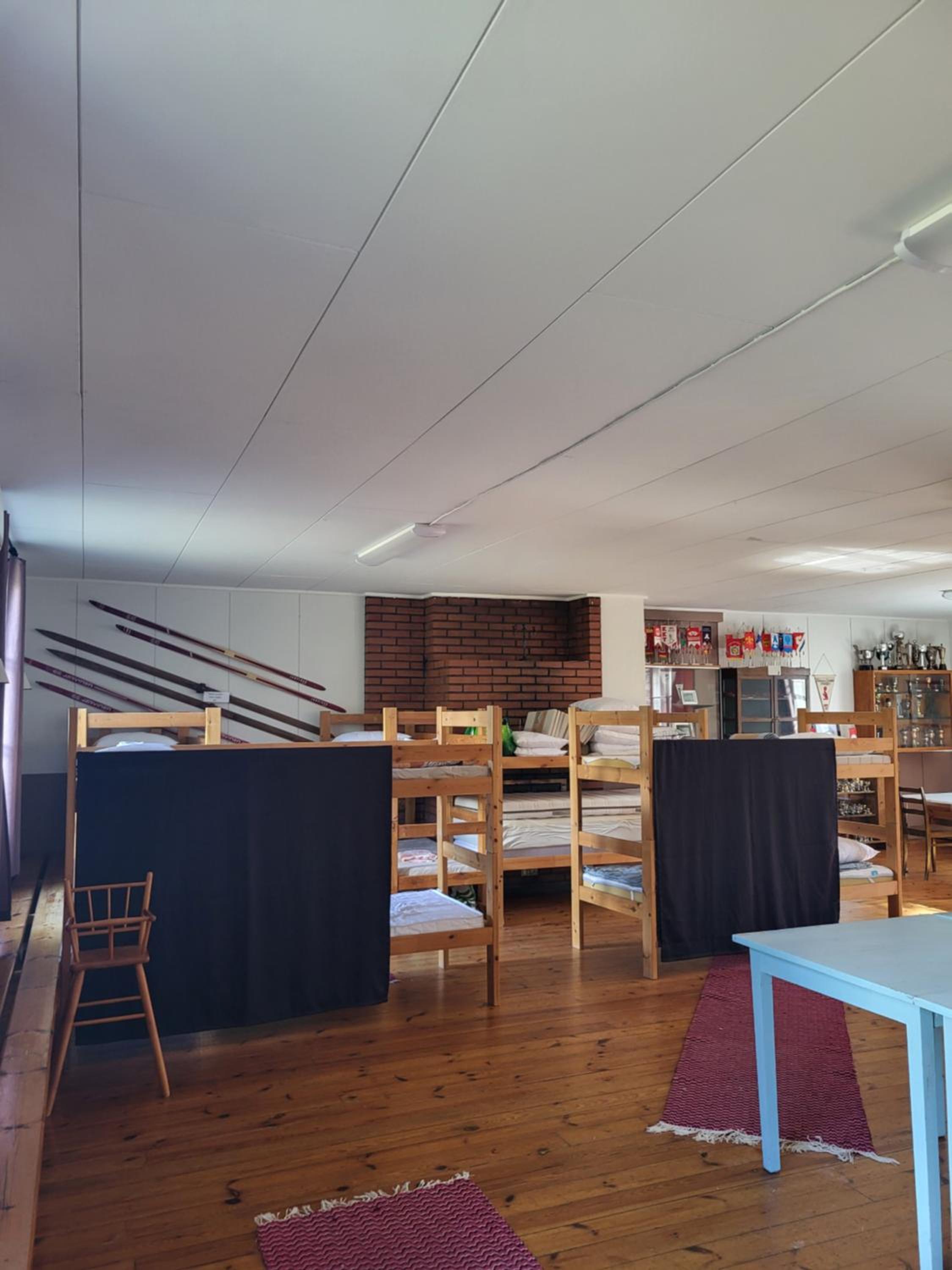 10-Bed Mixed Dormitory Room photo 1