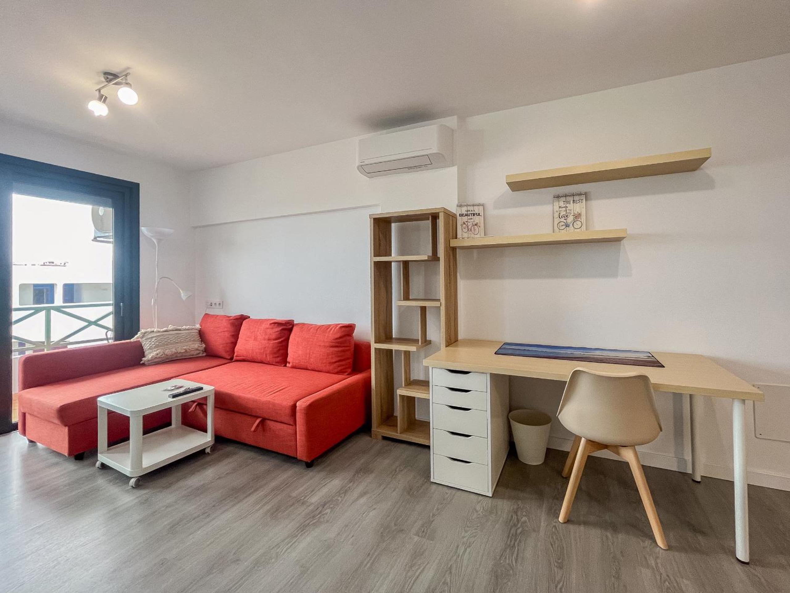 Apartamento con Balcón