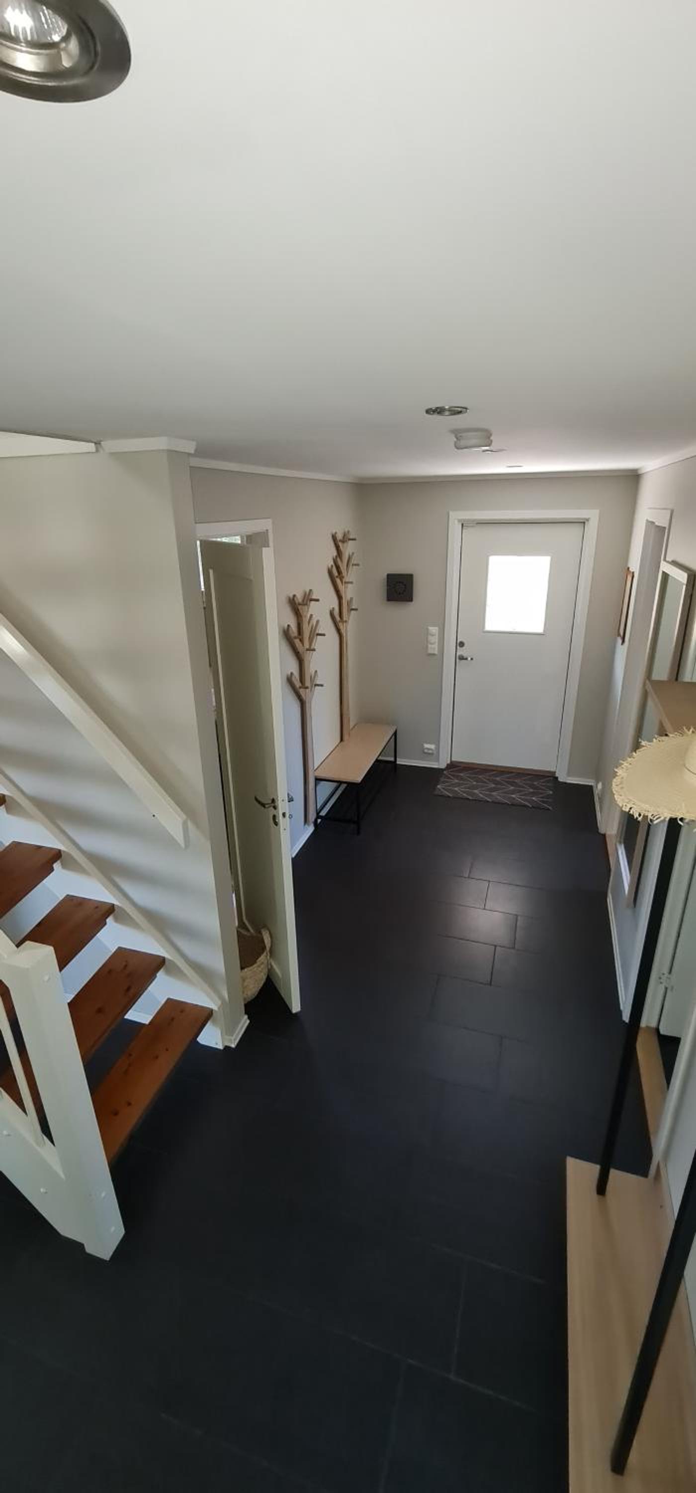 Four-Bedroom House photo 3