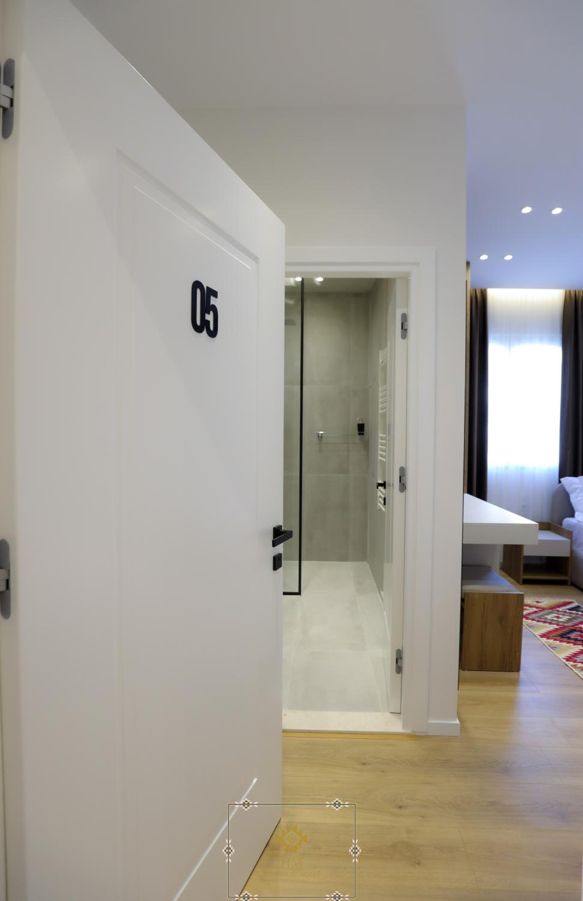 Twin Room with Private Bathroom photo 1