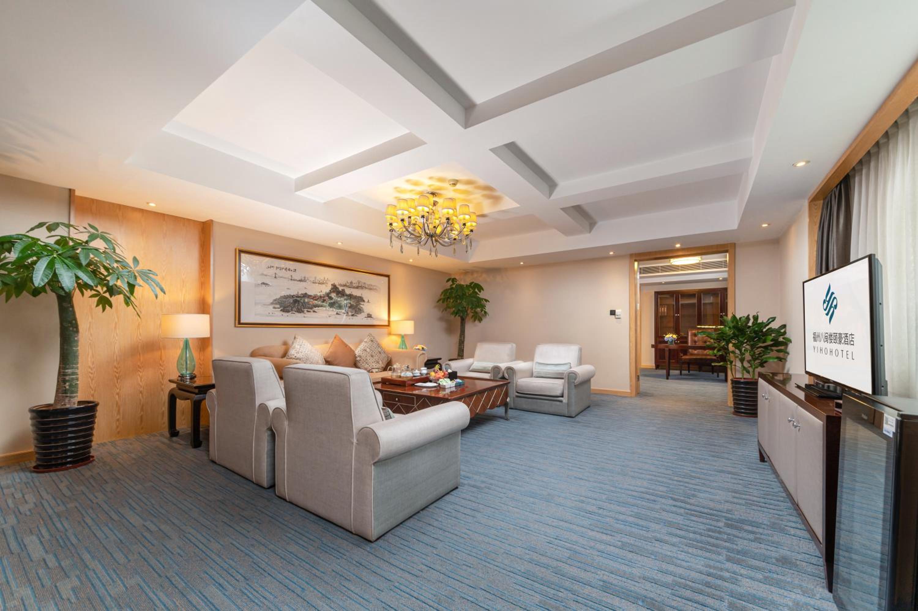 One-Bedroom Suite photo 1