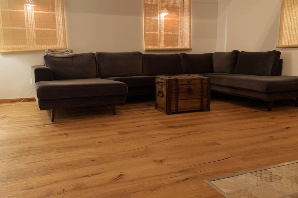One-Bedroom House photo 1