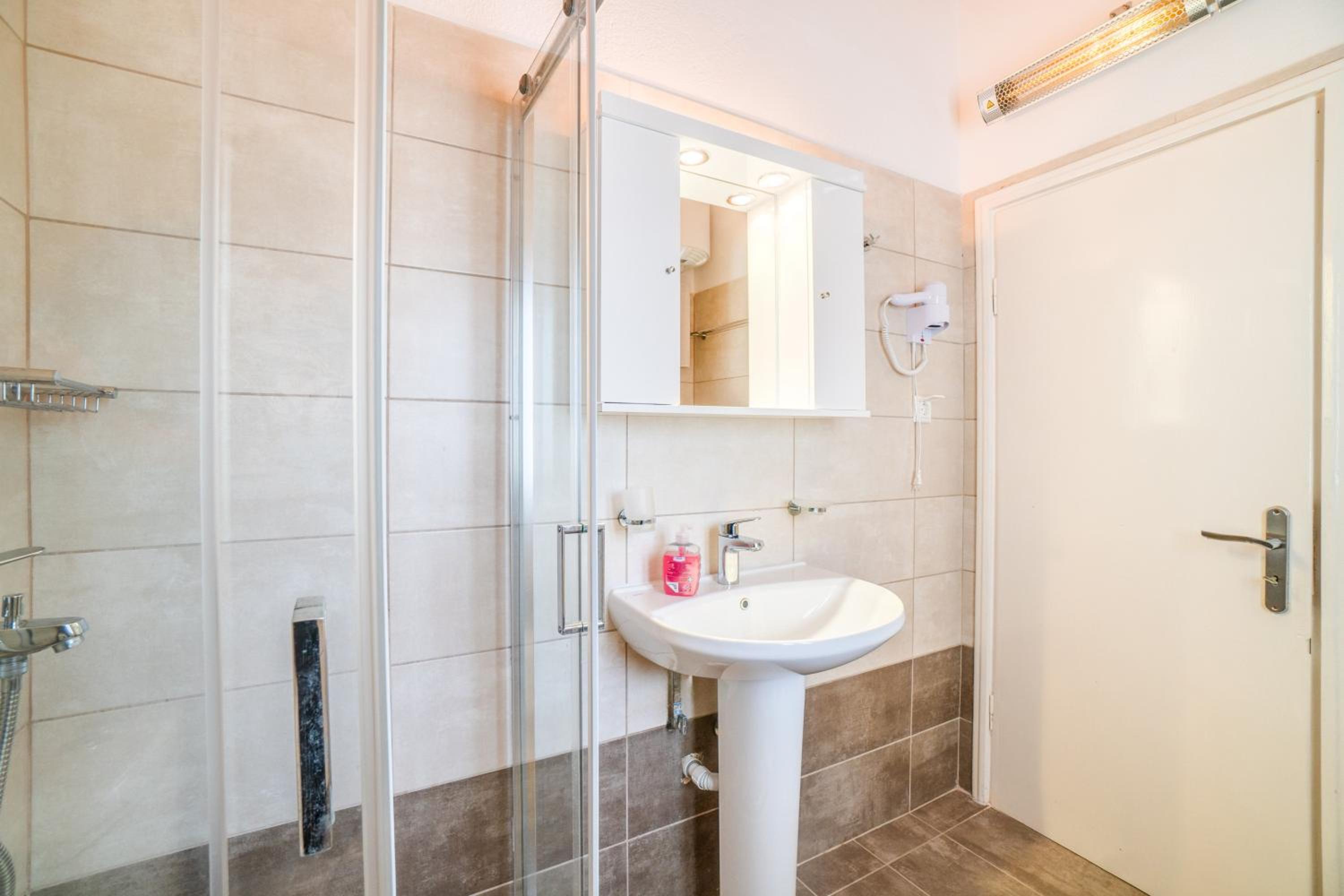 Superior One-Bedroom Apartment with Balcony photo 3