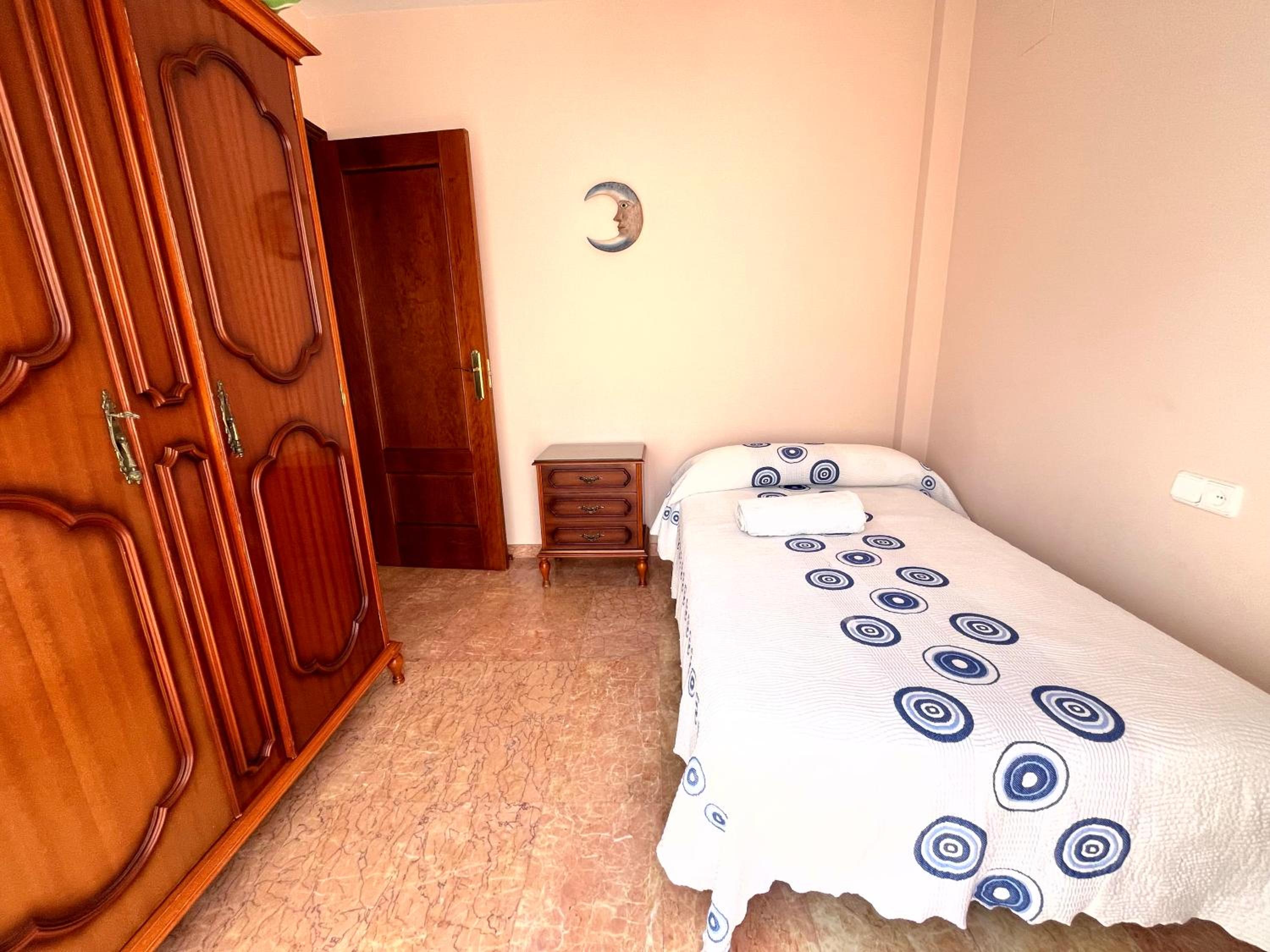 Casa adosada de tres habitaciones