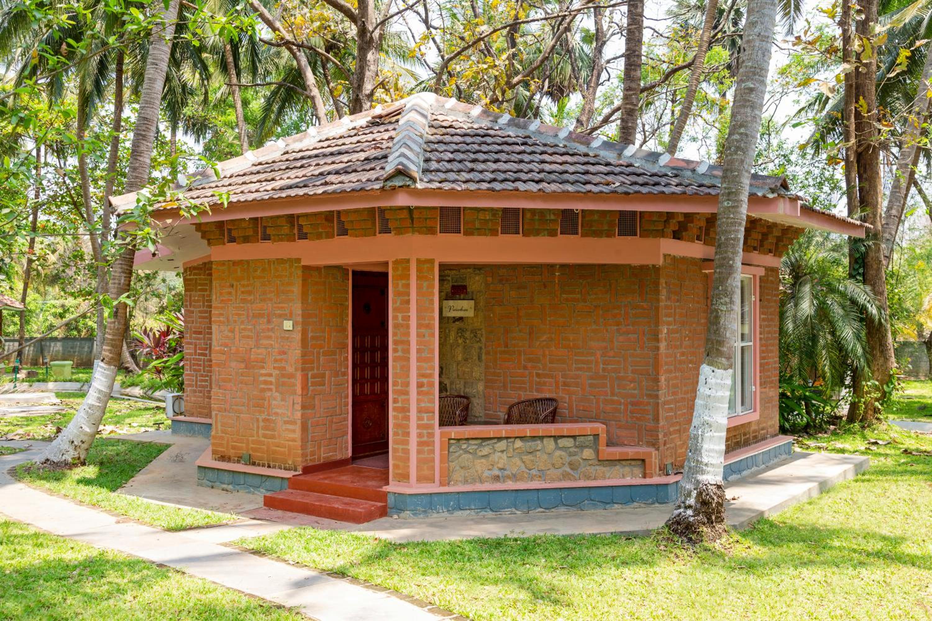 Classic Villa - Photo 4