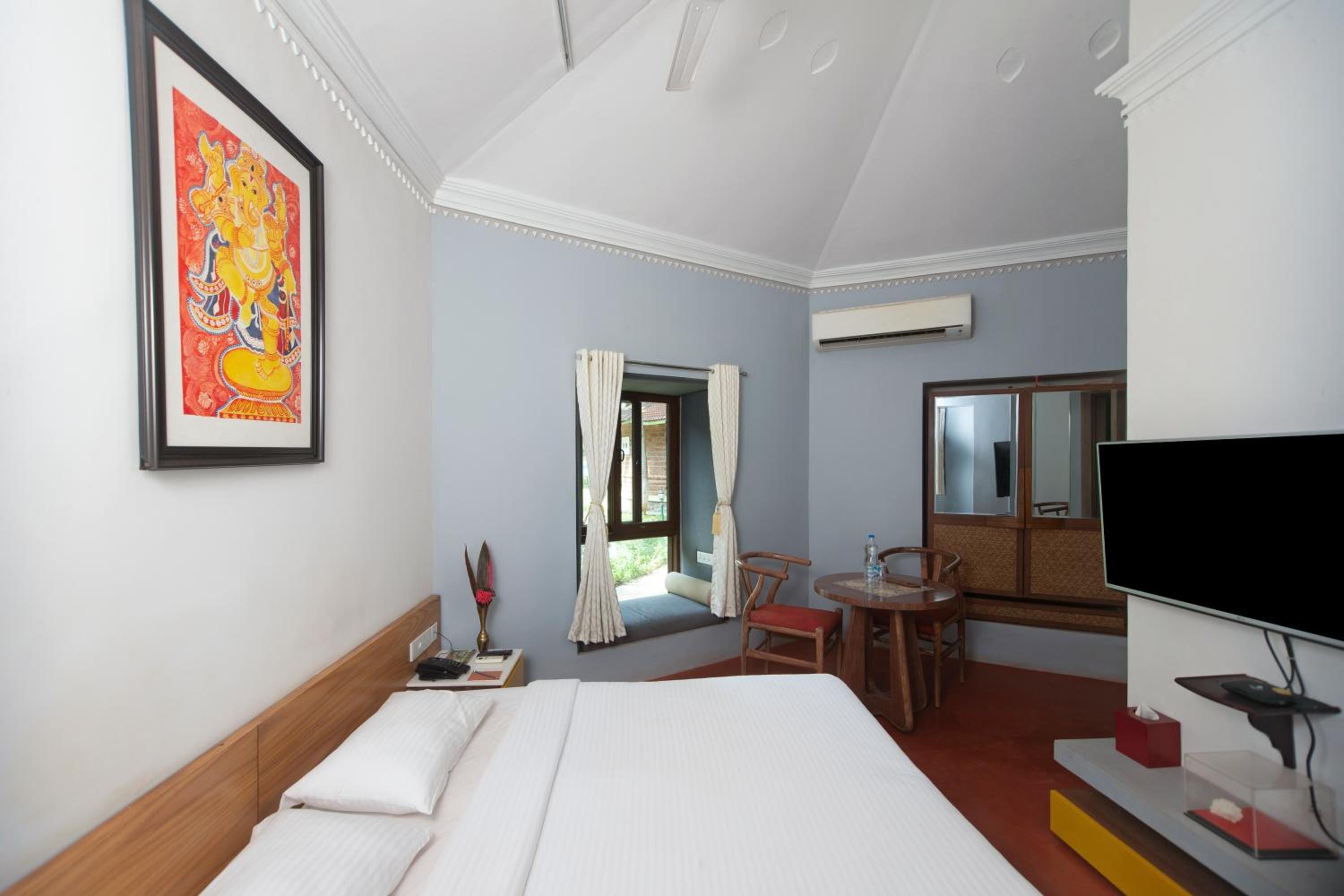Classic Villa - Photo 5