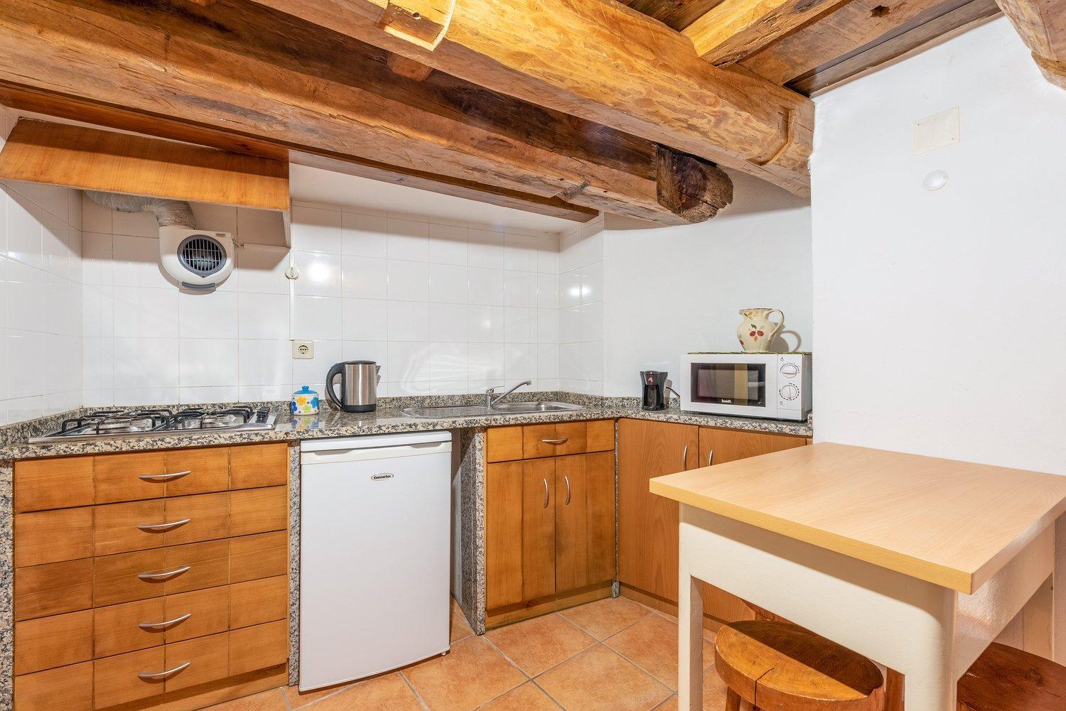 One-Bedroom House - Photo 14