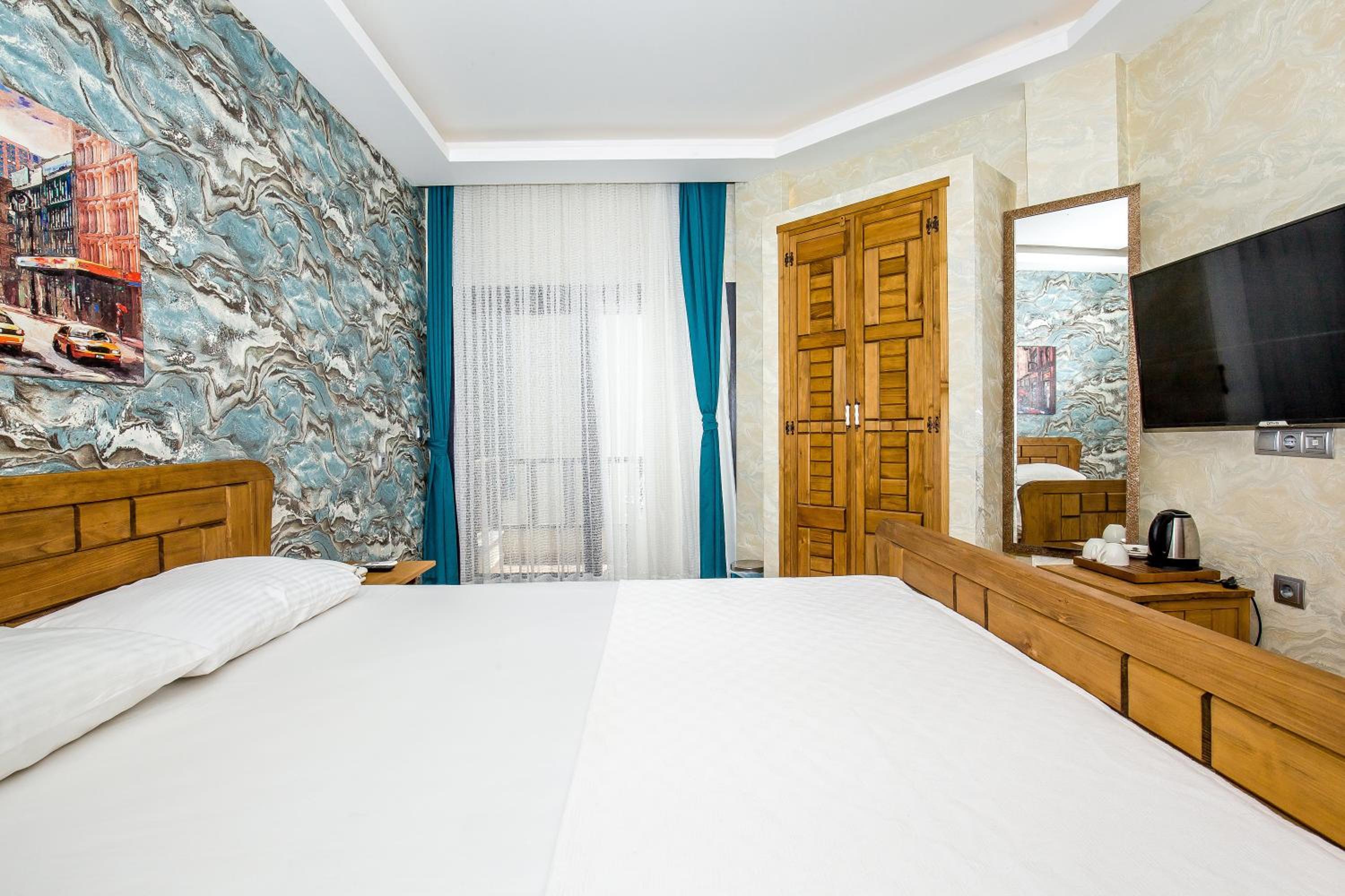 Double Room With Balcony photo 2