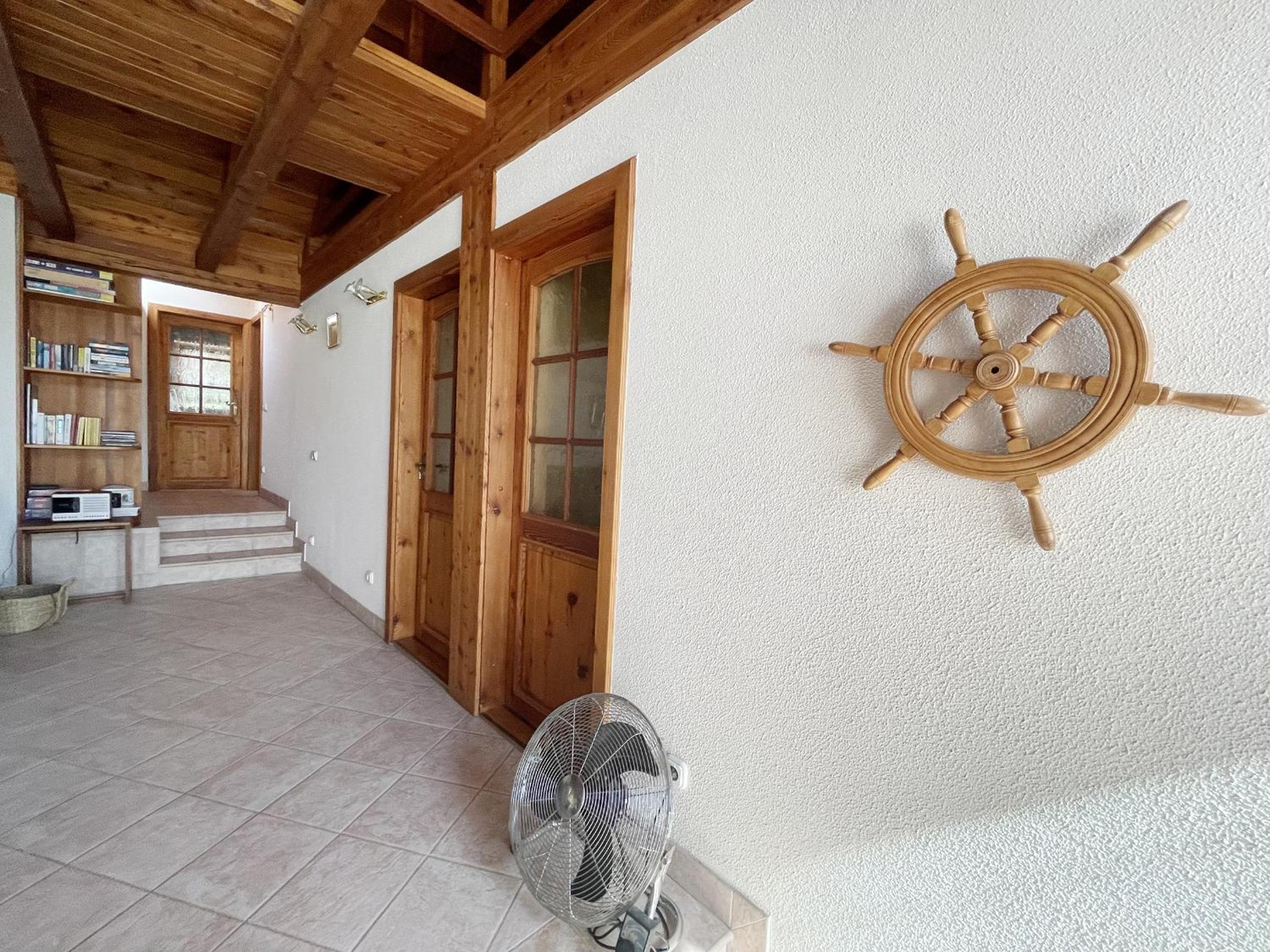 Three-Bedroom Villa photo 3