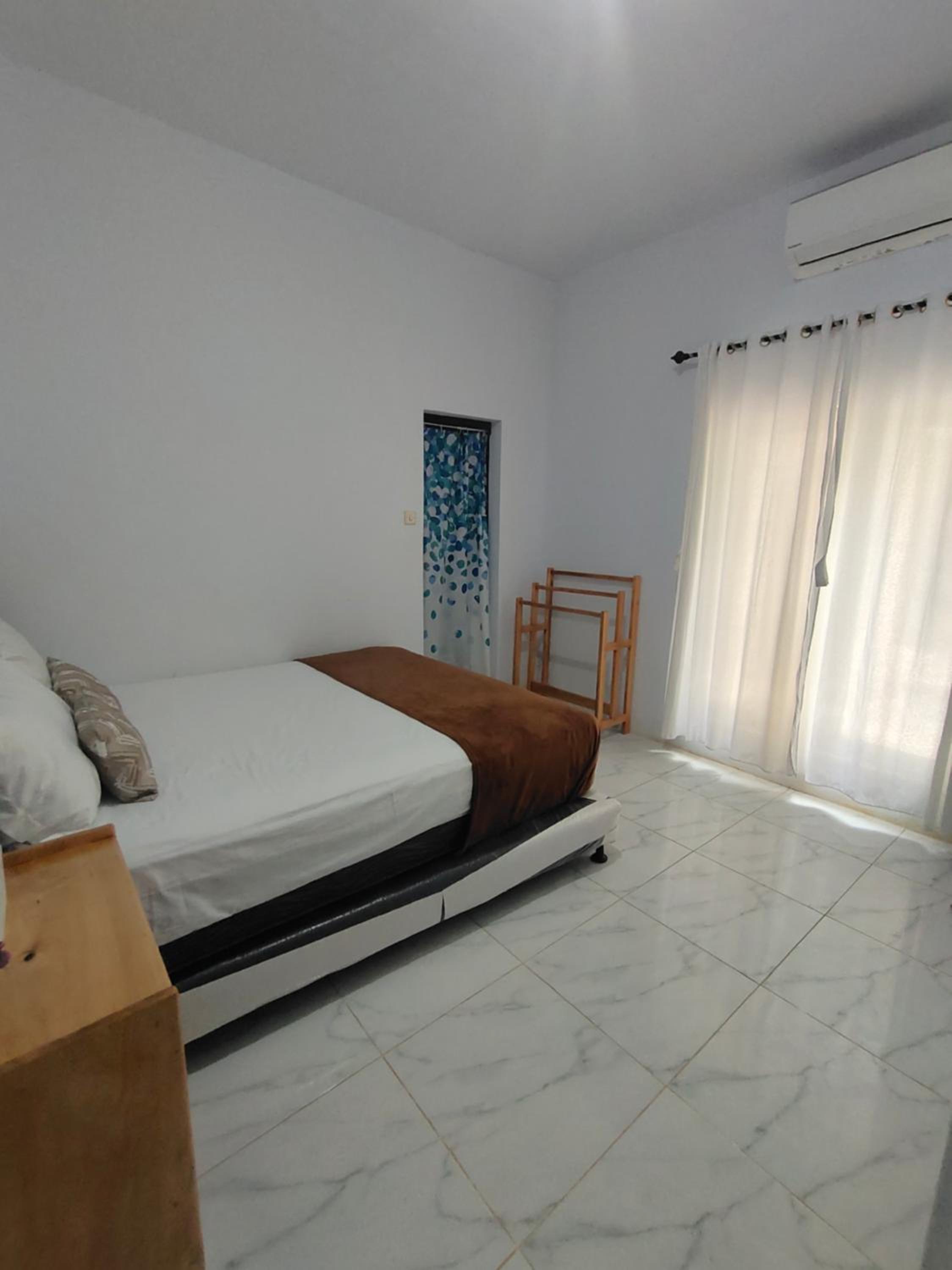 Deluxe Double Room with Bath photo 3