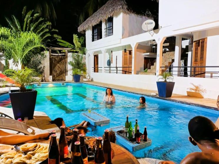 Double Room with Pool View photo 2