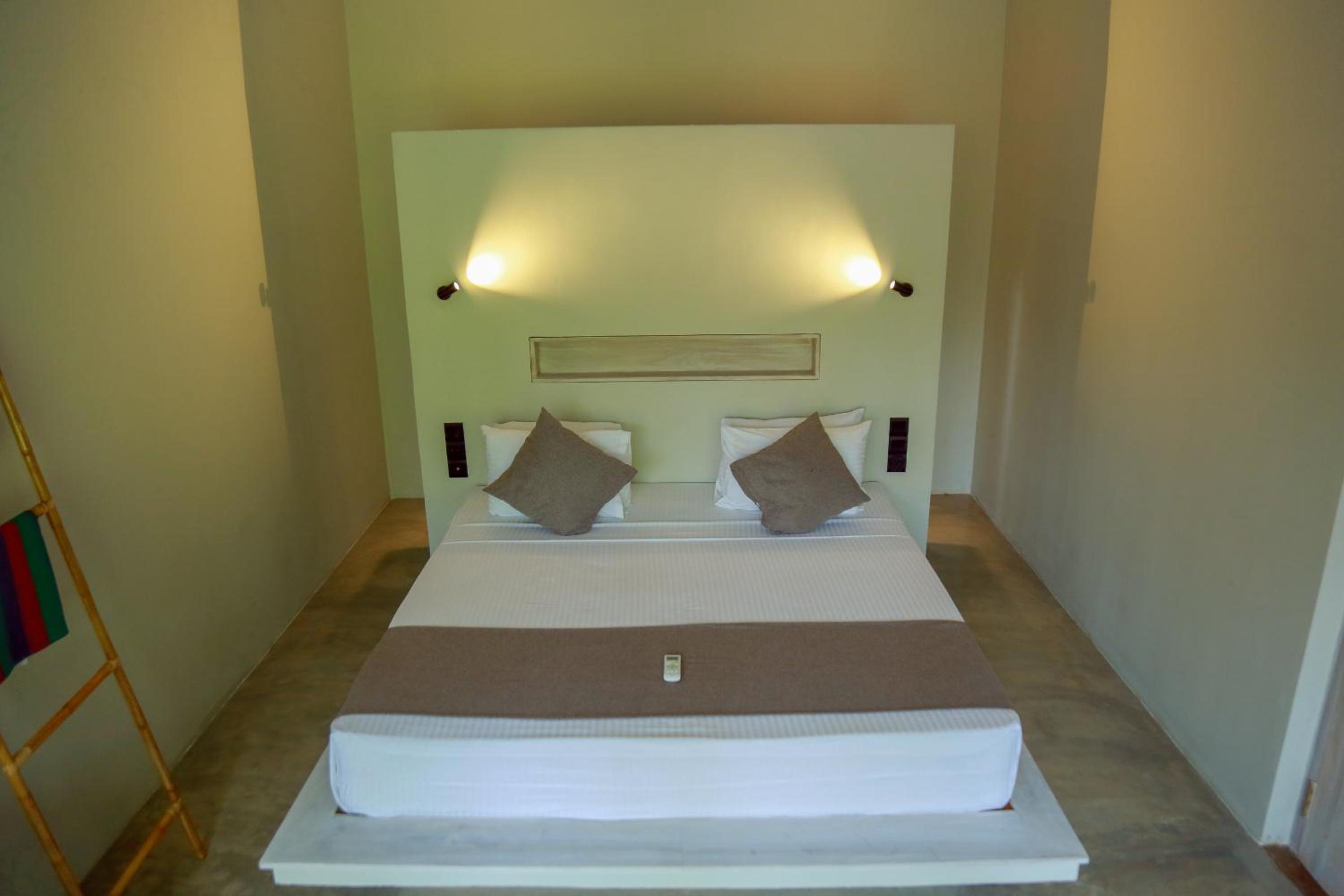 Deluxe Two-Bedroom Apartment with Garden View photo 2