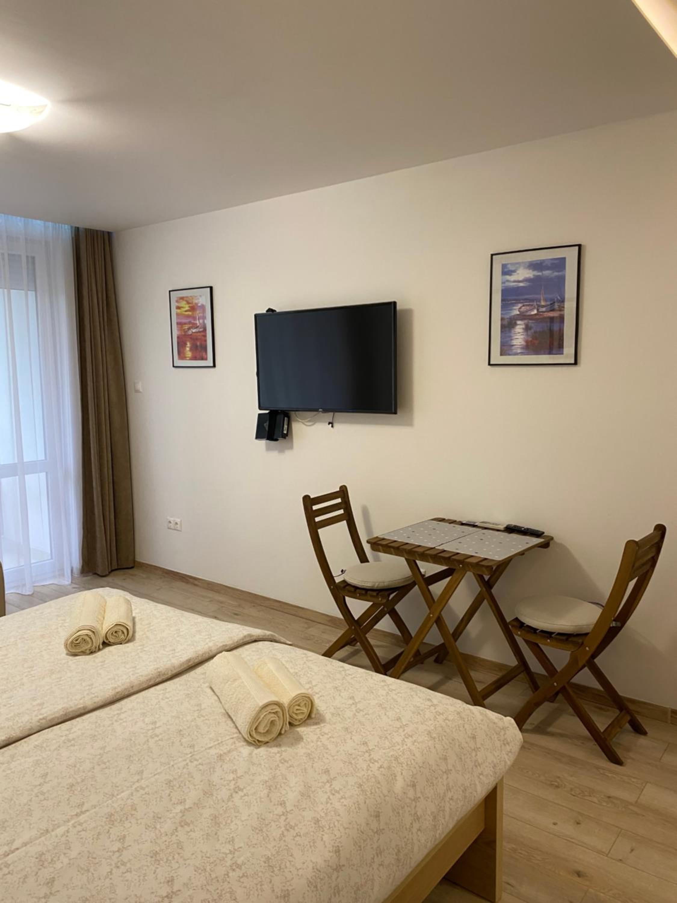One-Bedroom Apartment with Garden View photo 2