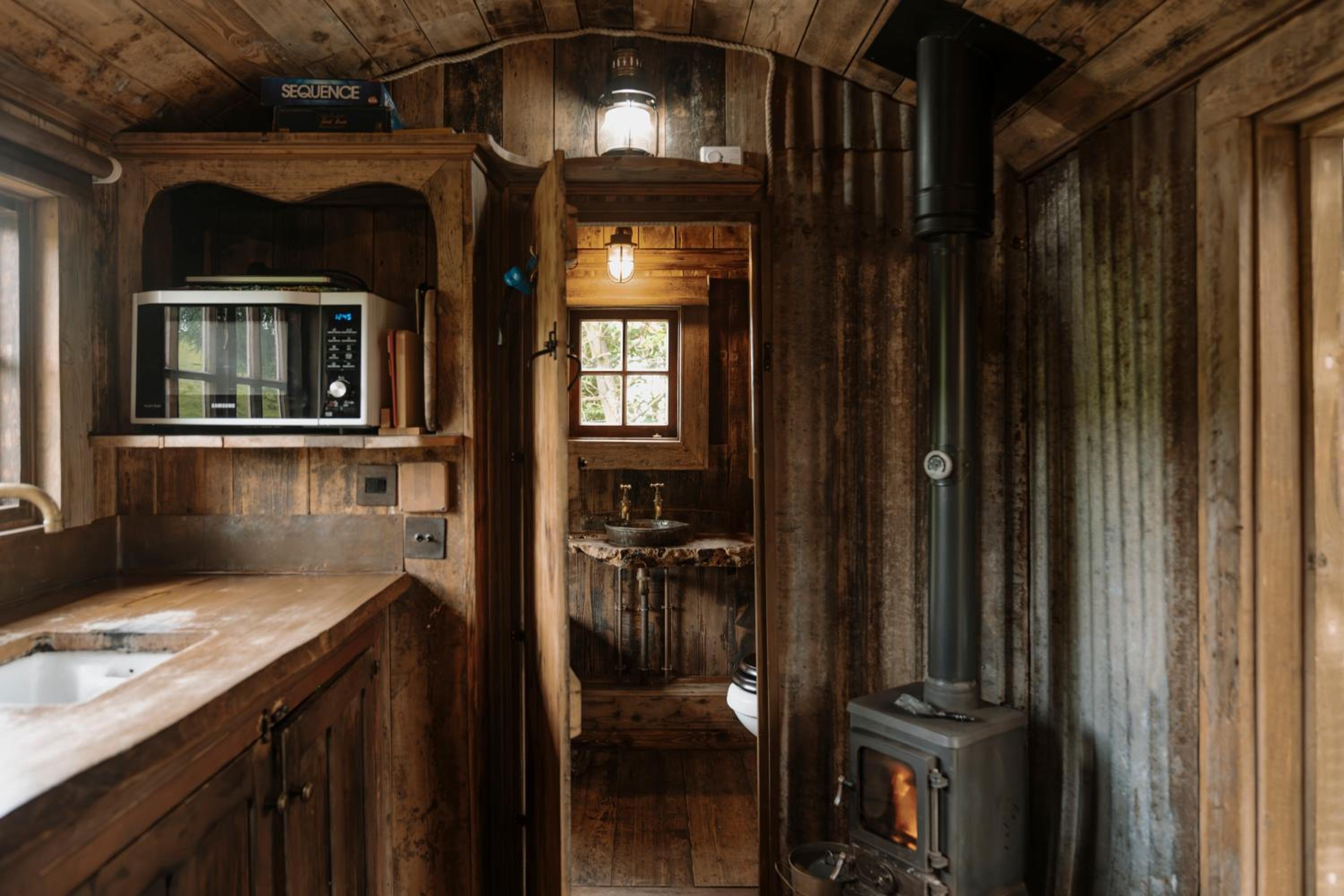 Cowboy Shepherds Hut photo 3