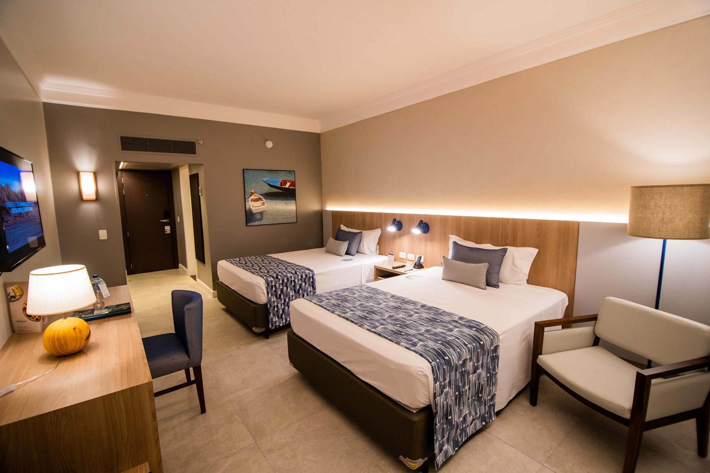 Premium Room with 2 double beds and sea view