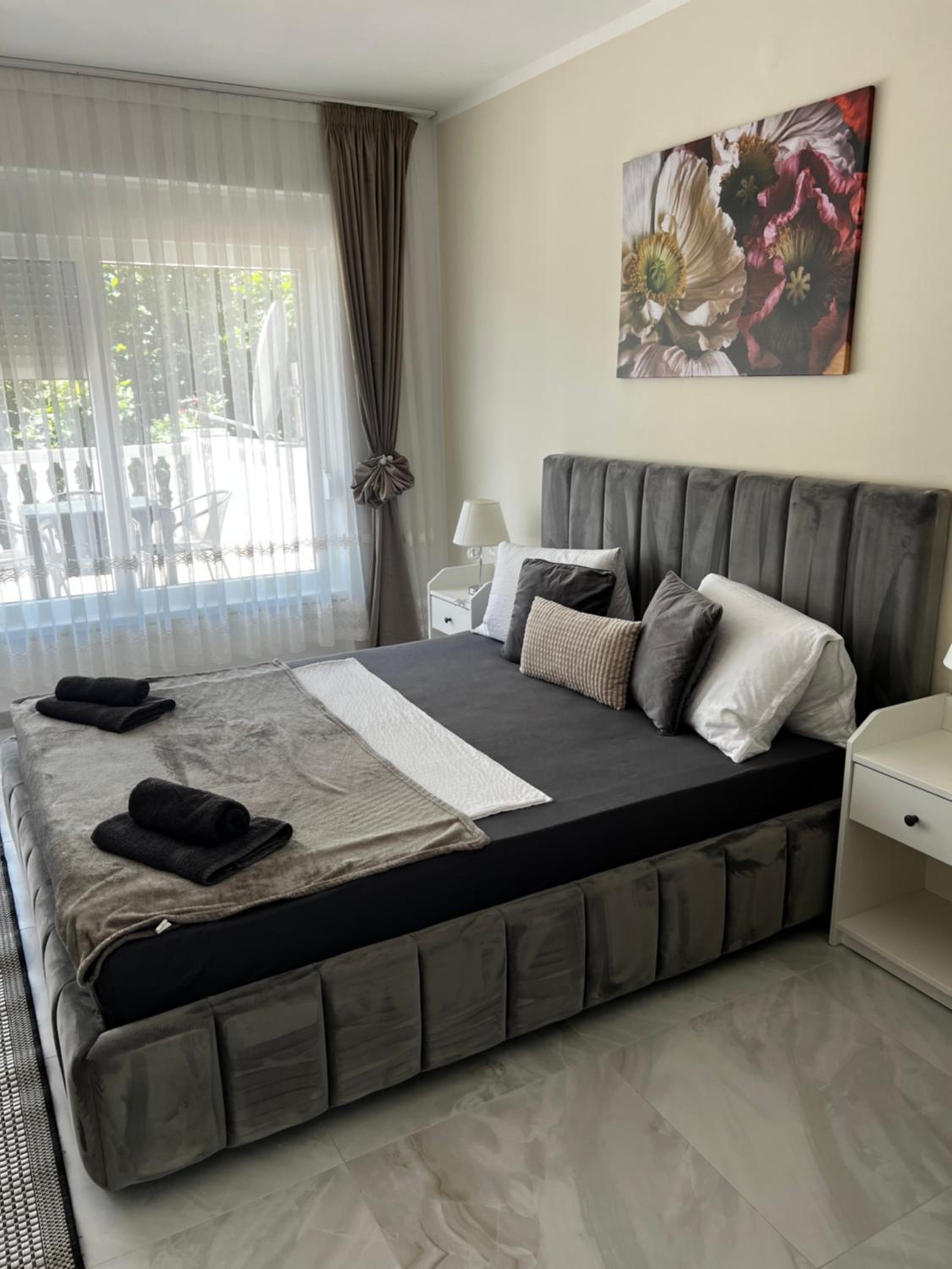 Deluxe Apartment - Photo 4
