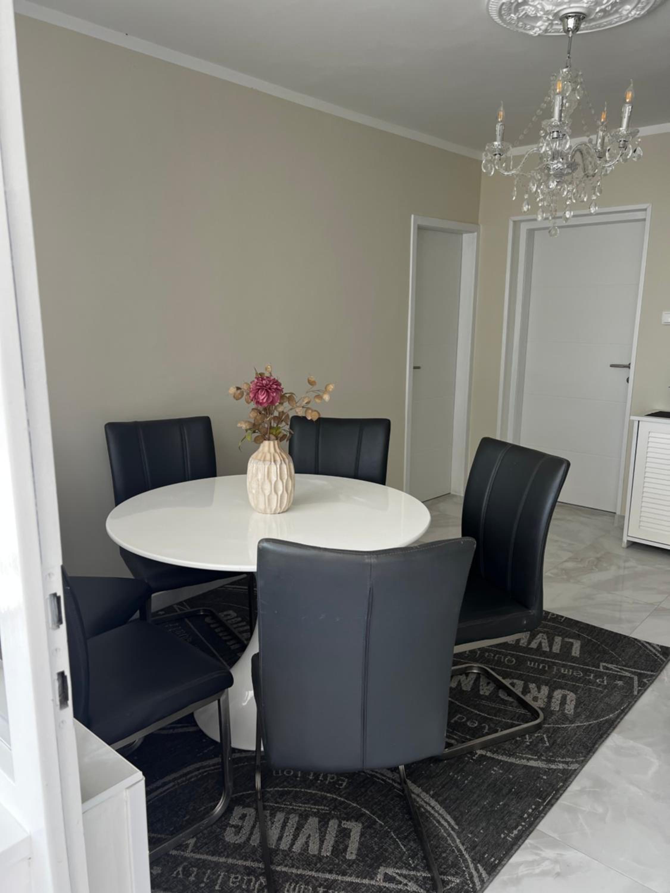 Deluxe Apartment - Photo 6