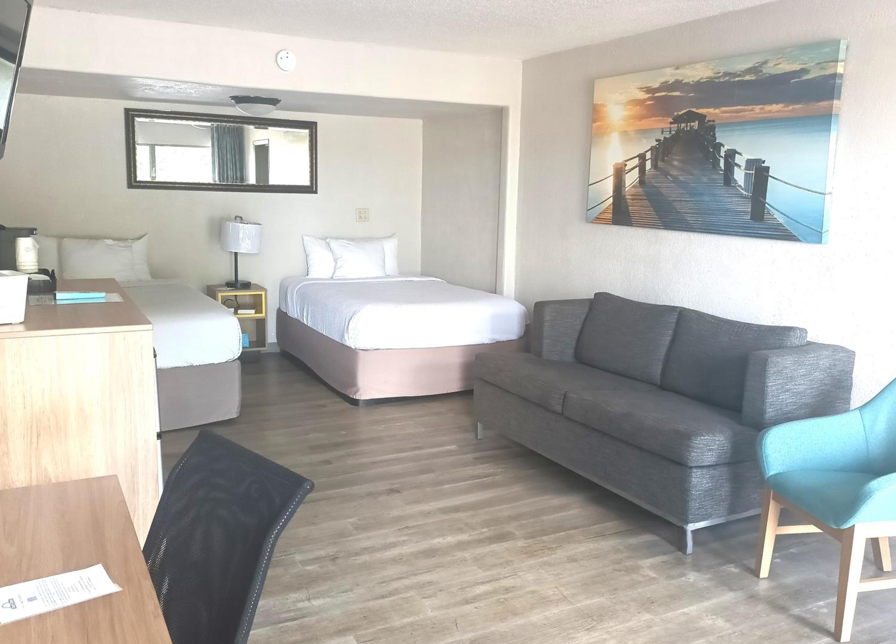 Two-Bedroom Suite - Non-Smoking - Photo 8