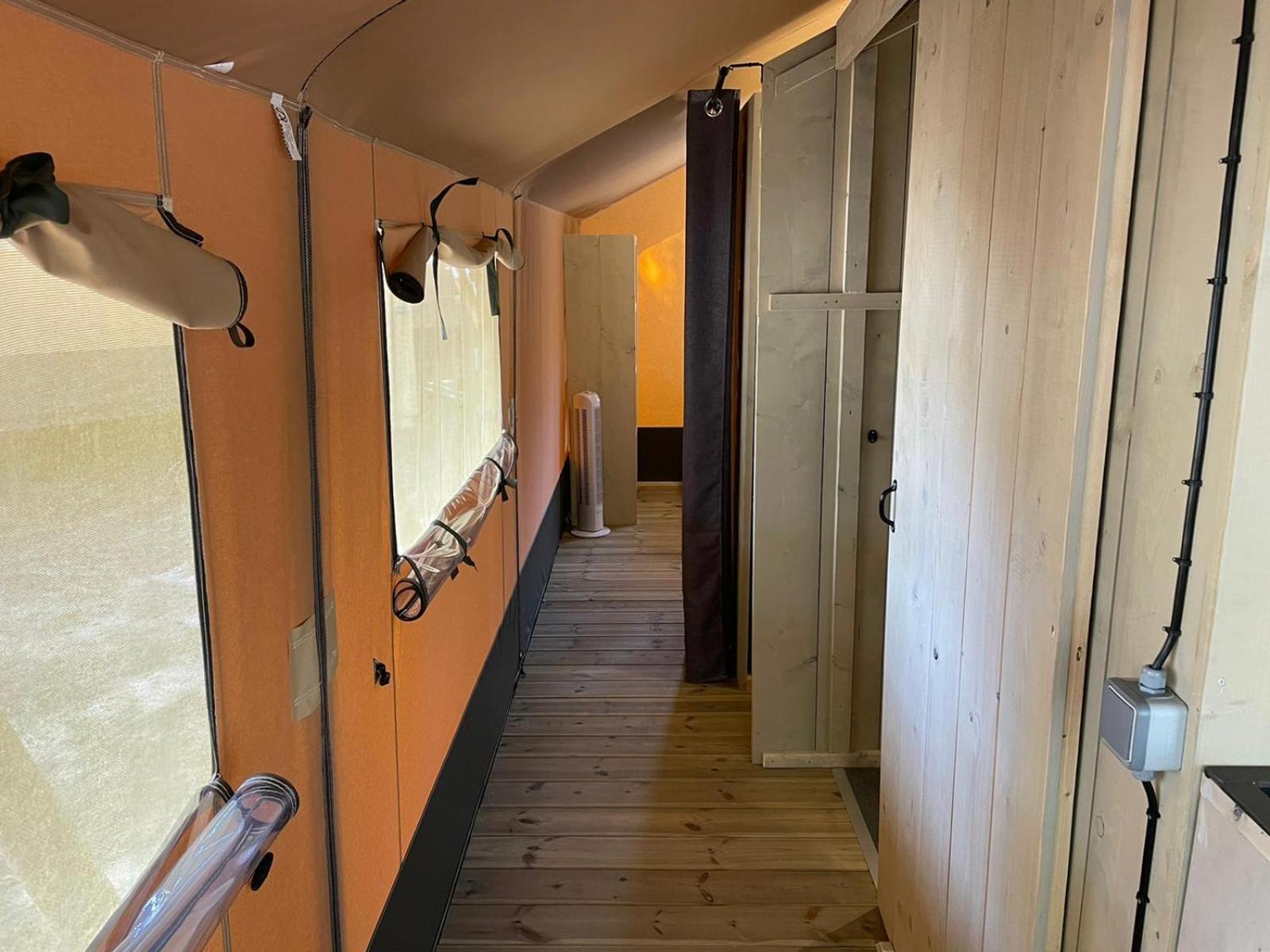 Tienda de Safari 1 (con baño privado)