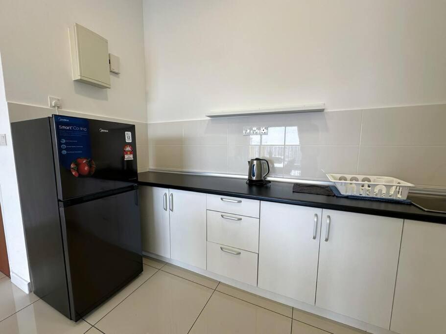 Three-Bedroom Apartment - Photo 17