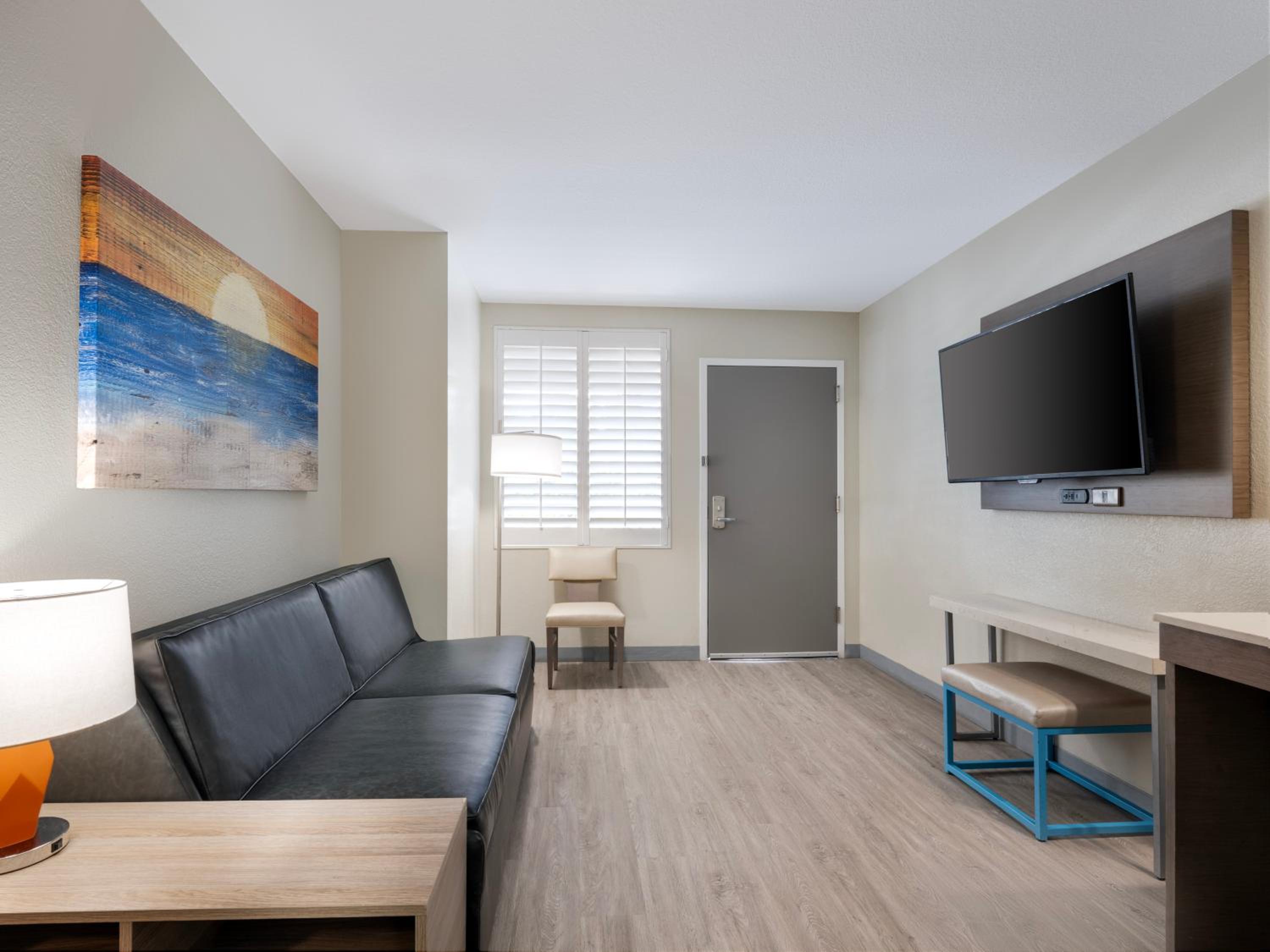Two Bedroom King Family Suite photo 2