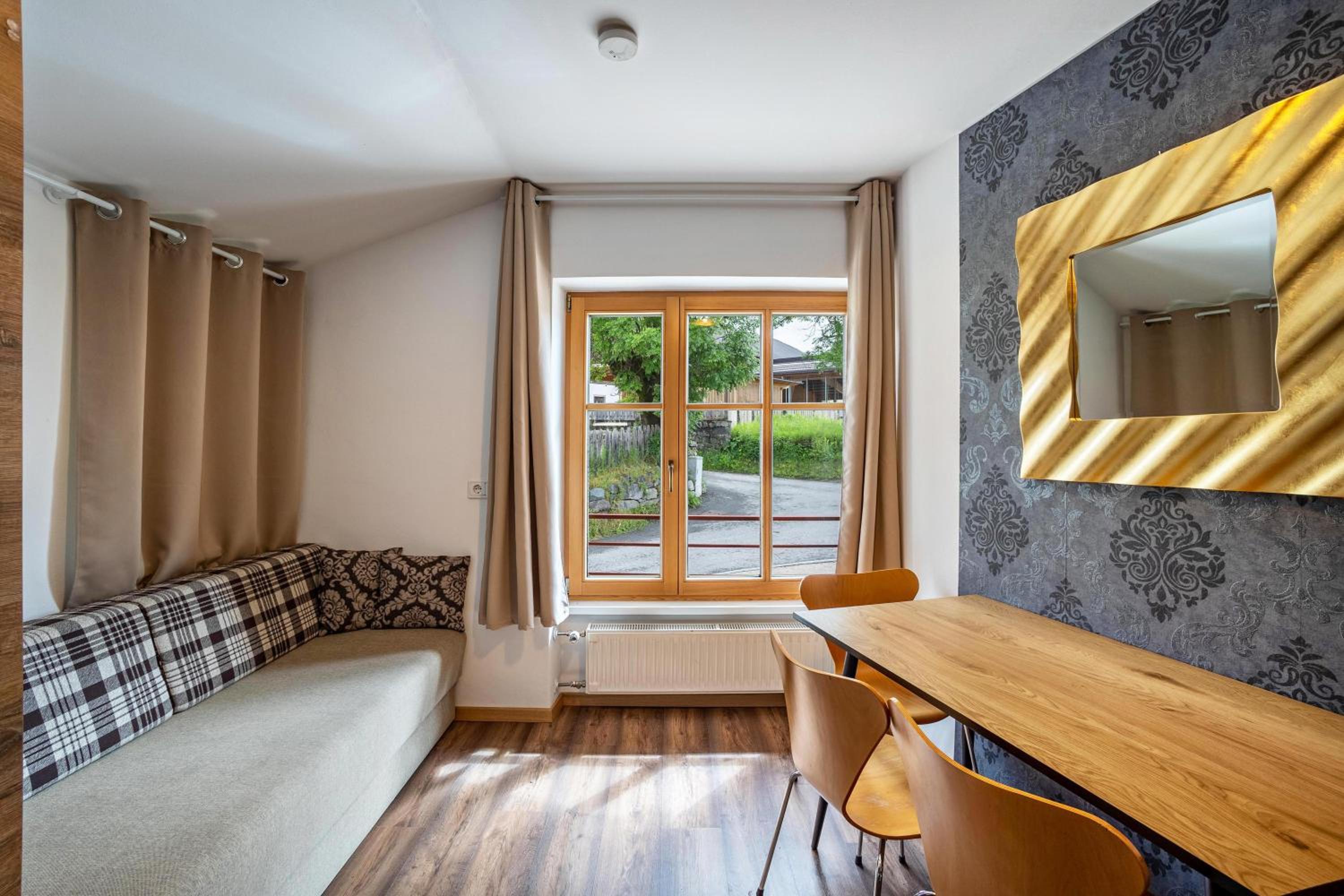 Superior One-Bedroom Apartment with Balcony