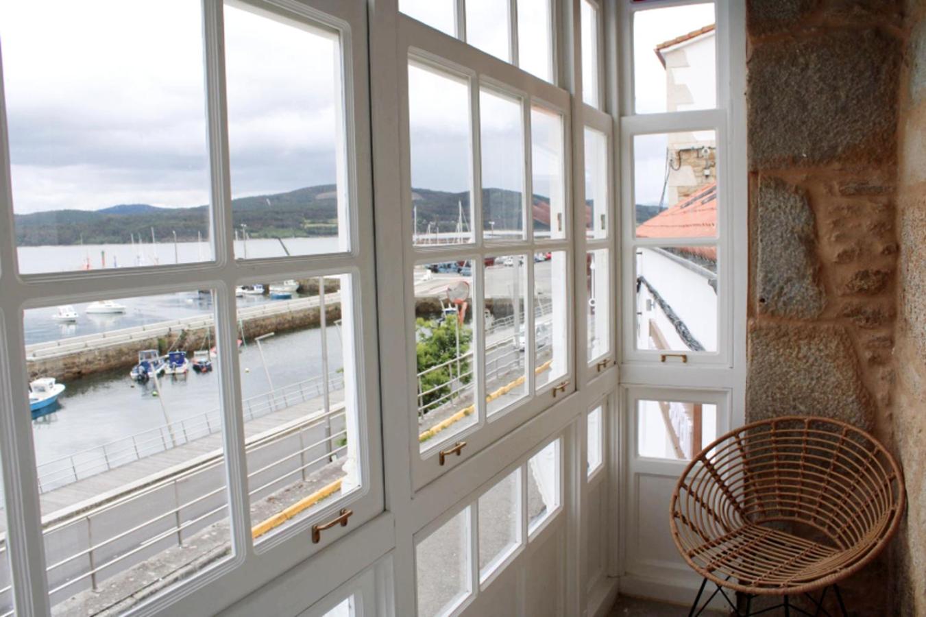 Deluxe Double Room with Balcony and Sea View - Photo 5