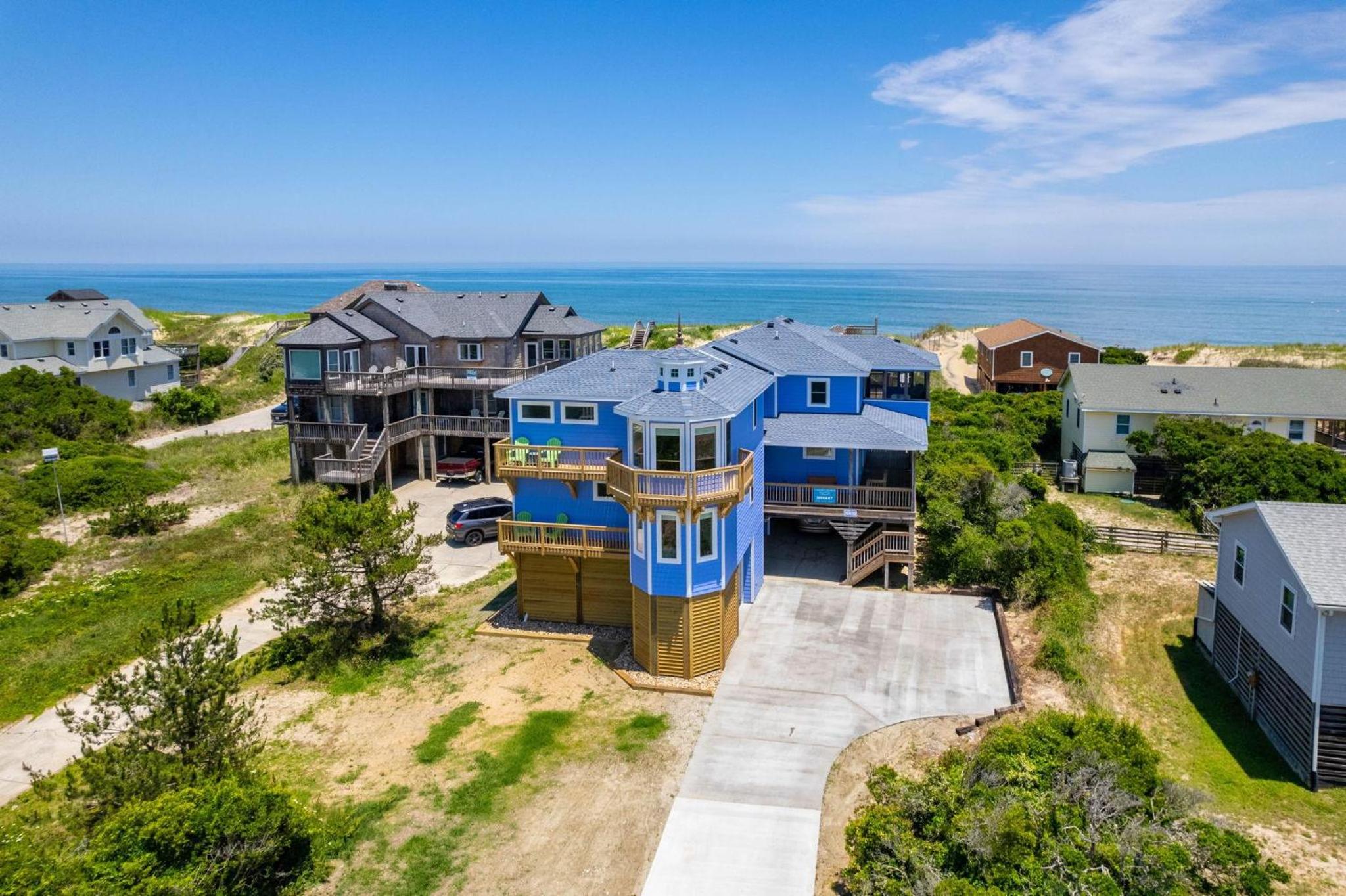 Six-Bedroom Holiday Home photo 1