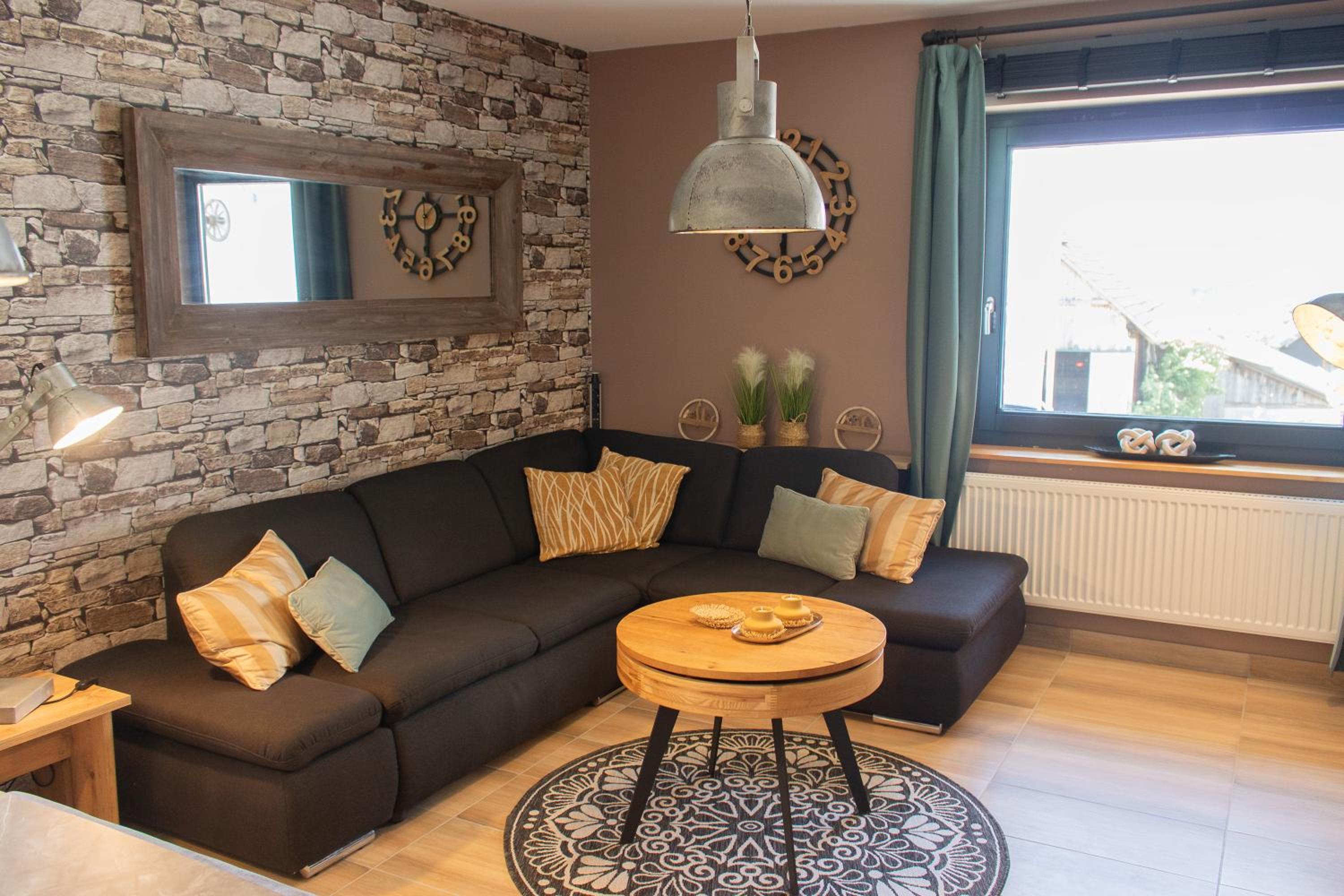 Three-Bedroom Apartment photo 1