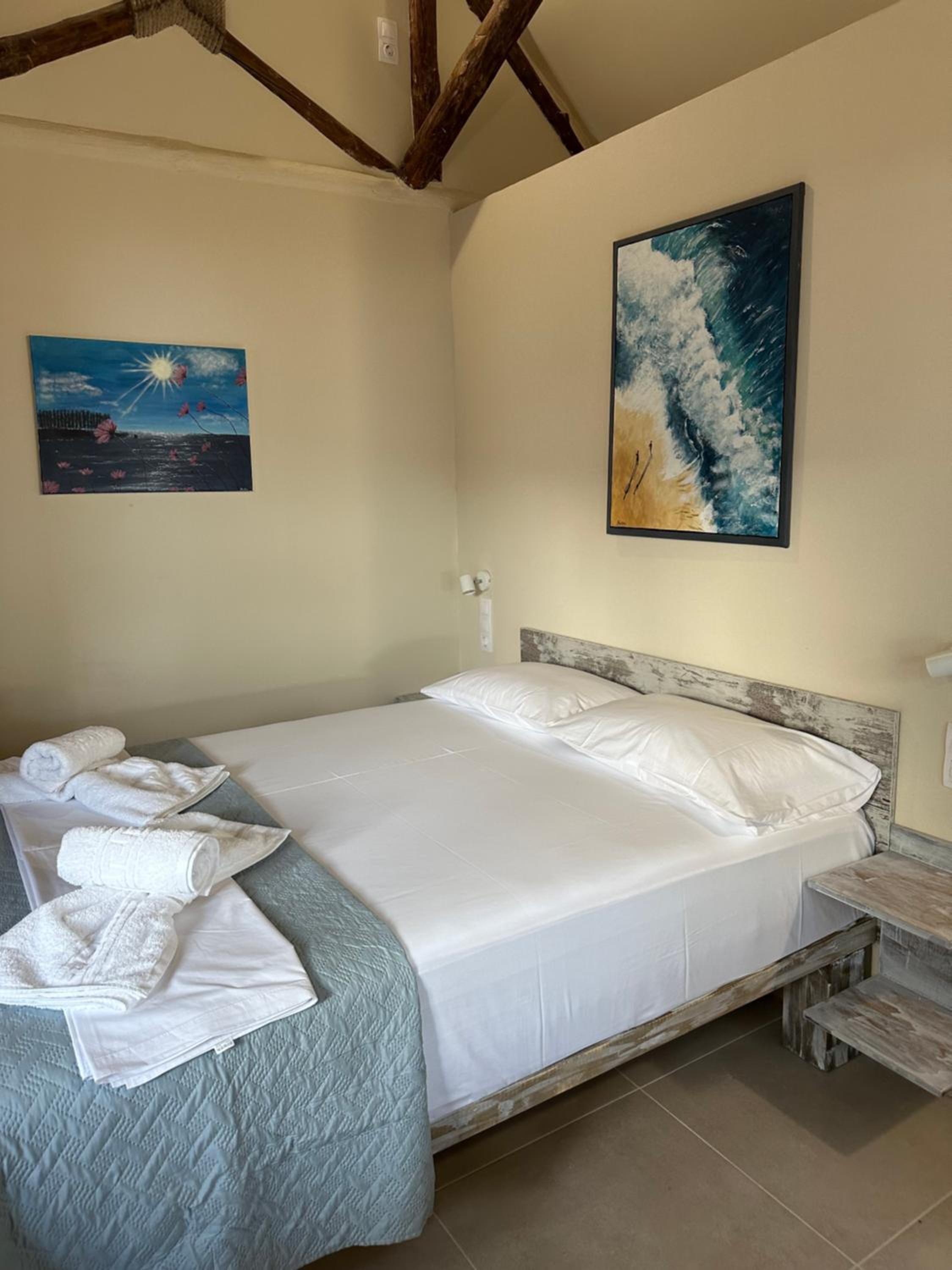Deluxe Double Room with Balcony photo 3
