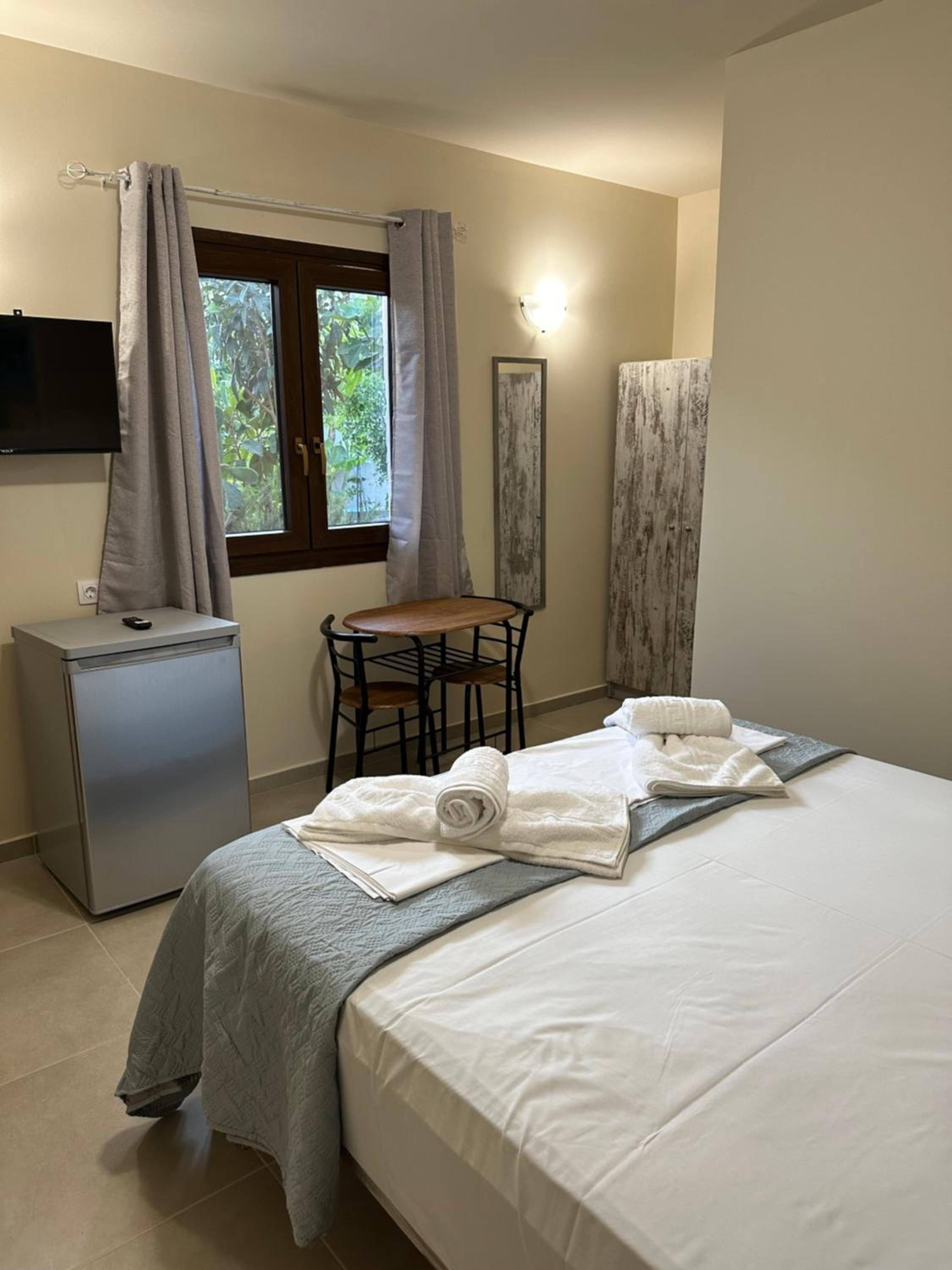 Standard Double Room photo 2