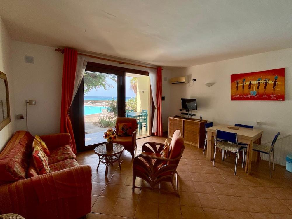 One-Bedroom Apartment With Sea View And Terrace photo 1