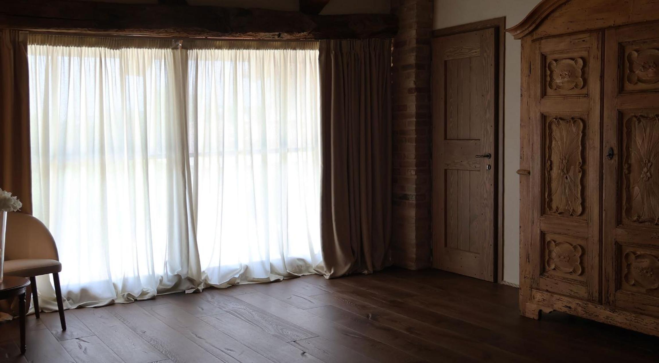 Large Double Room