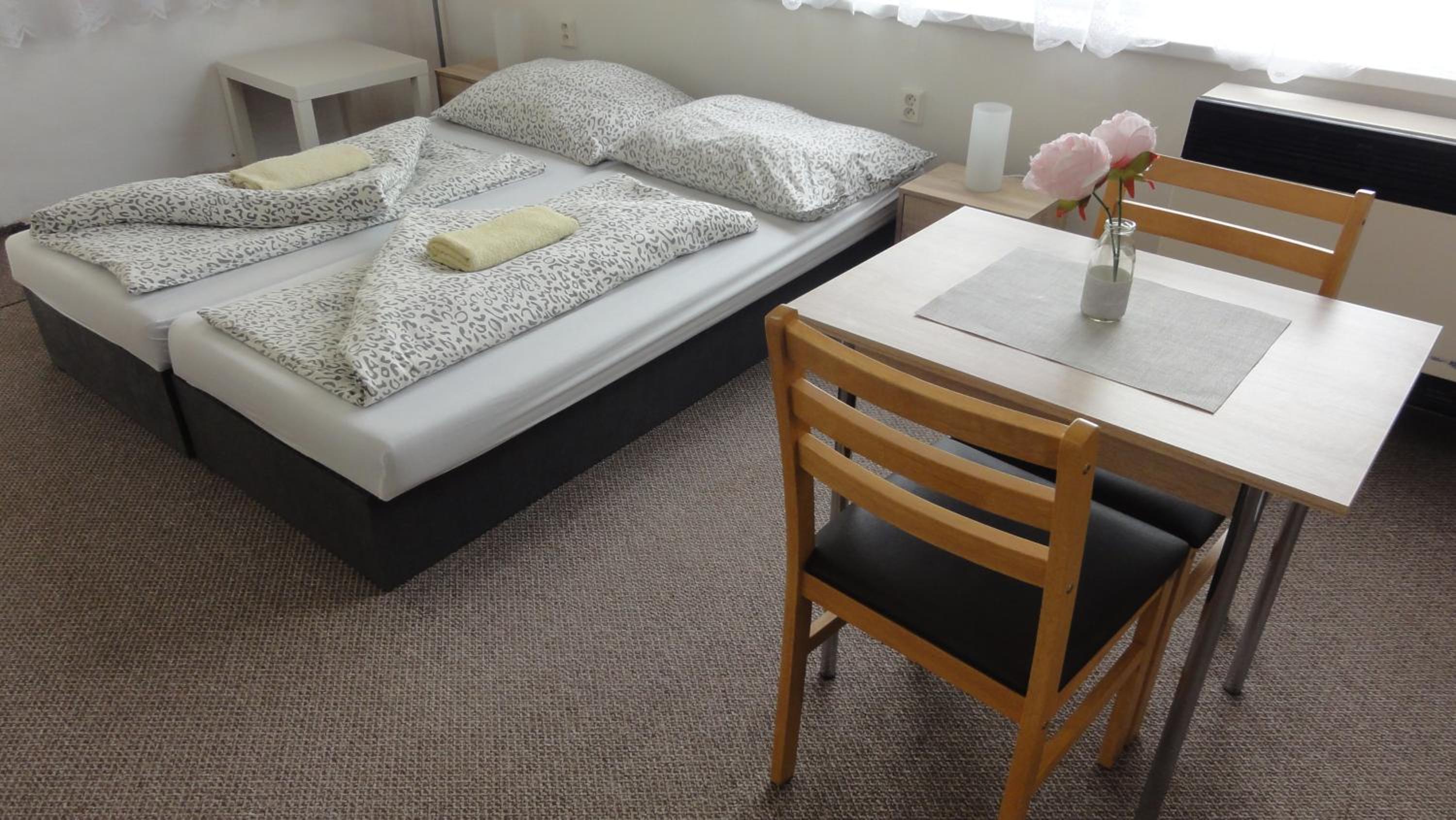 Double Room with Private Bathroom photo 2