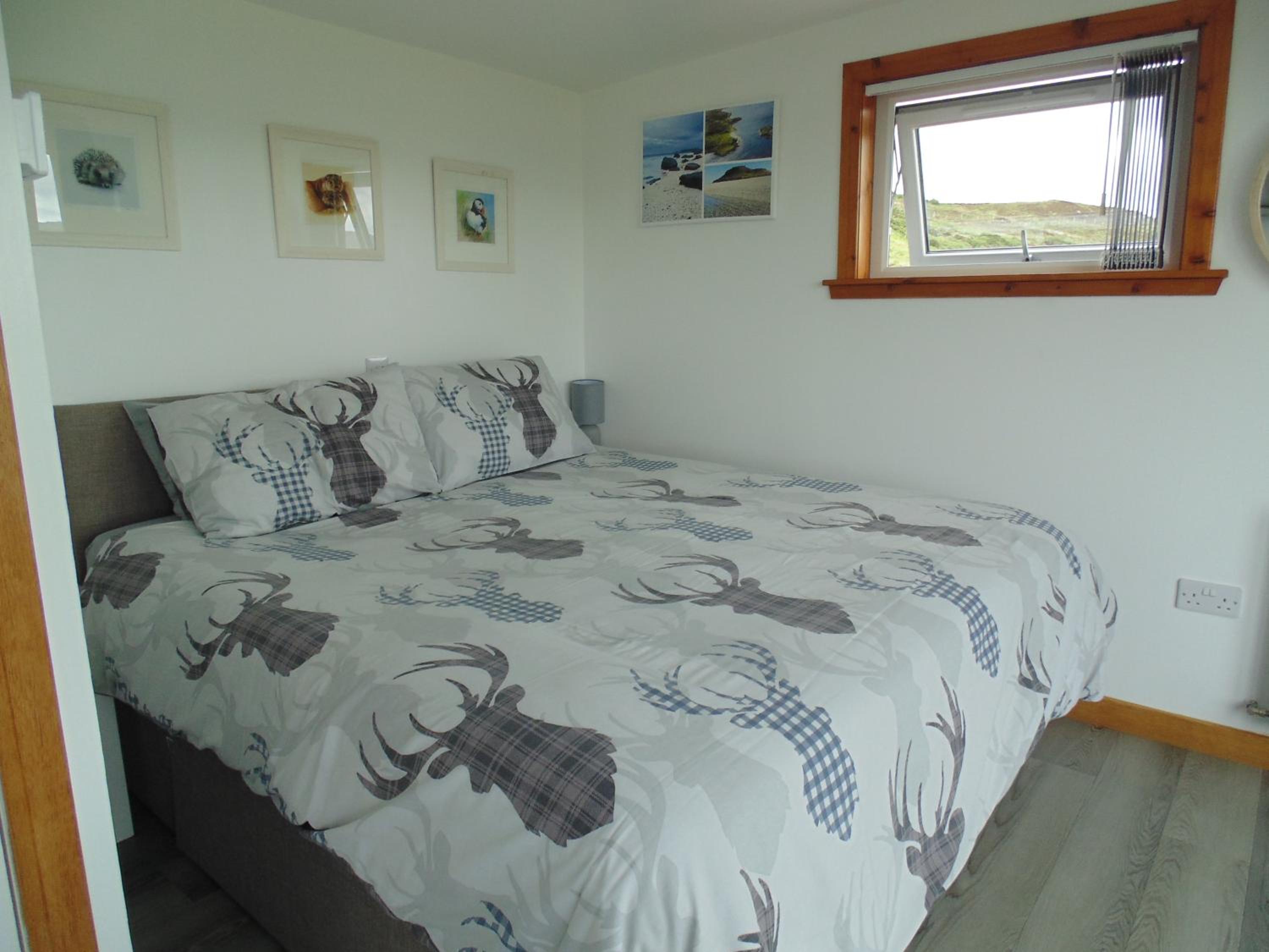 Double or Twin Room with Sea View photo 2
