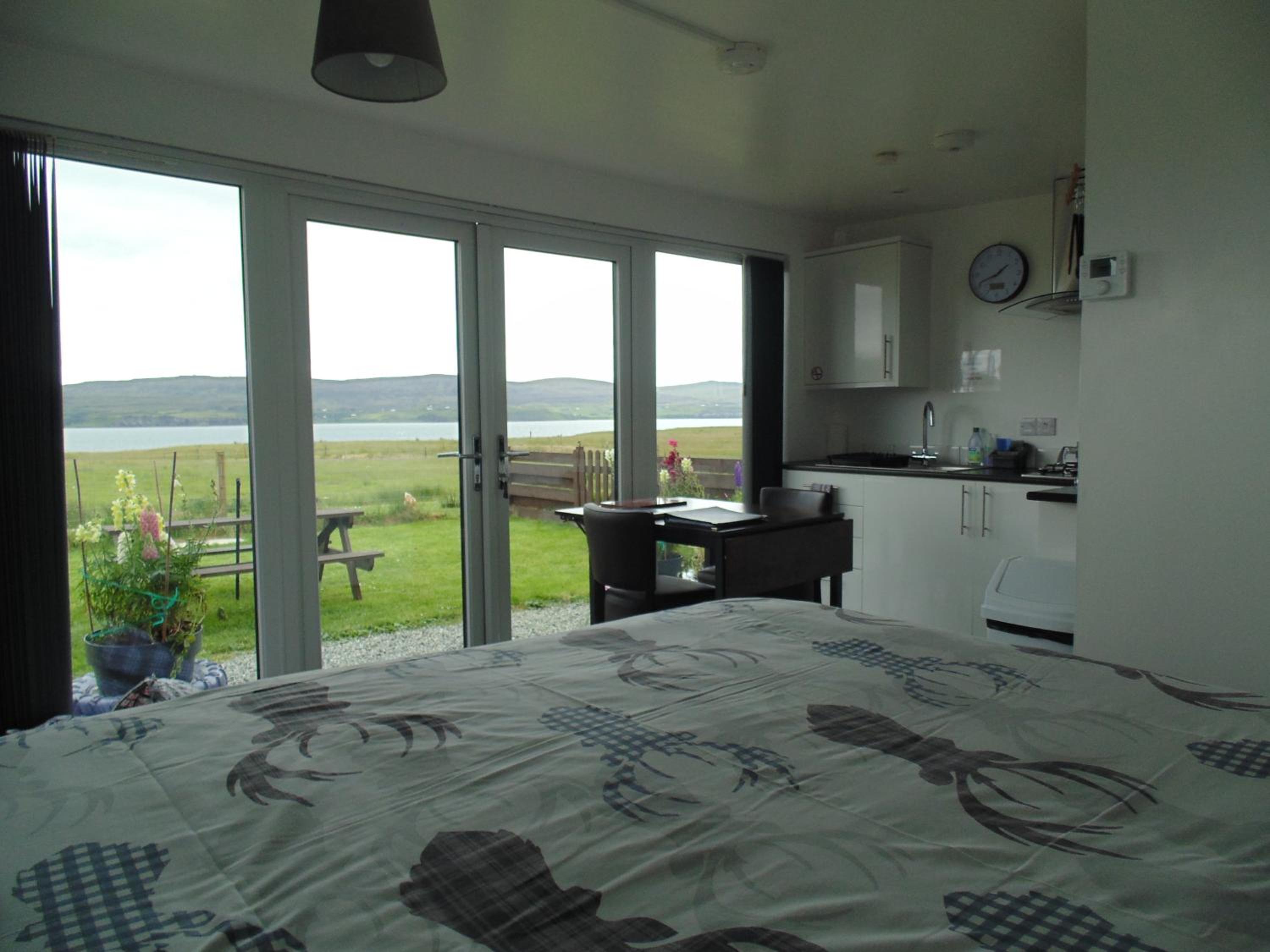 Double or Twin Room with Sea View photo 3
