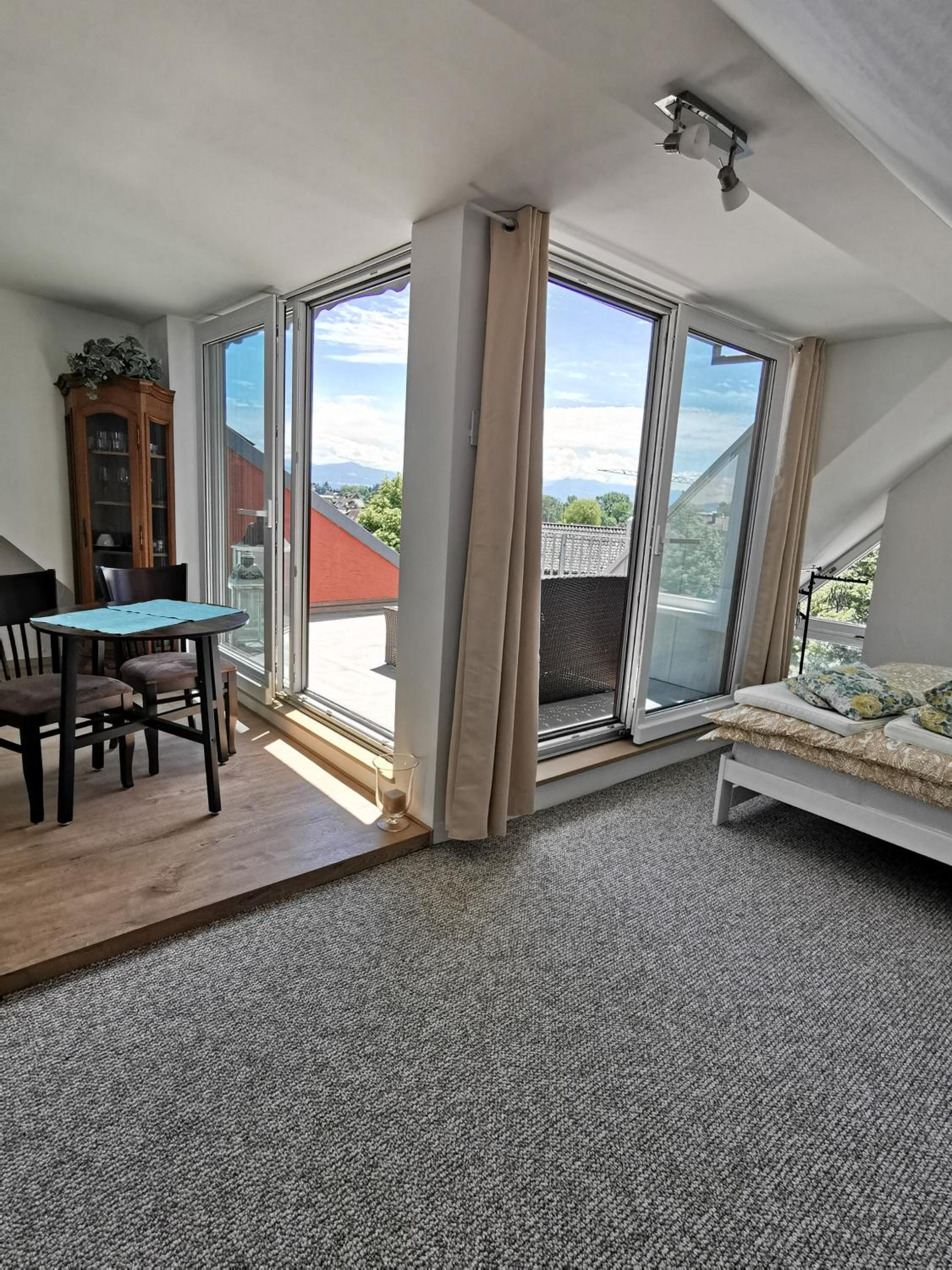 Studio with Mountain View photo 1