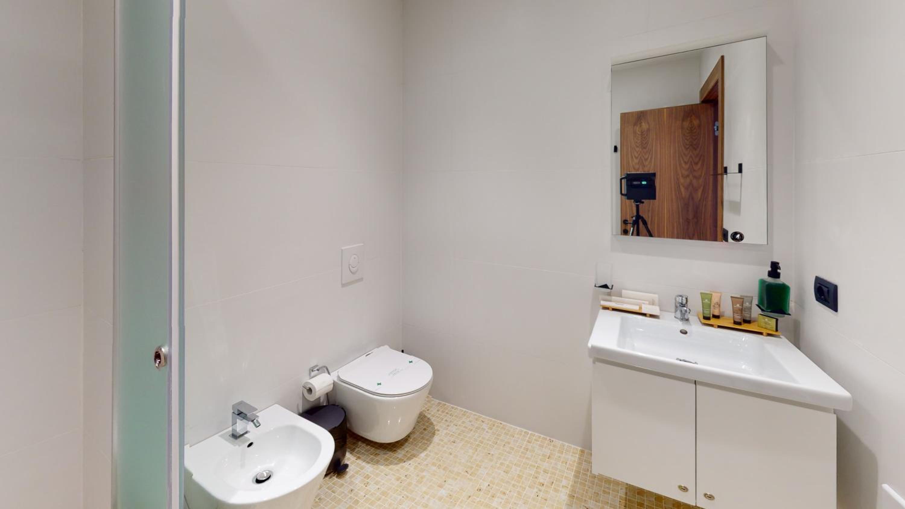 Two-Bedroom Apartment With Sea View photo 3