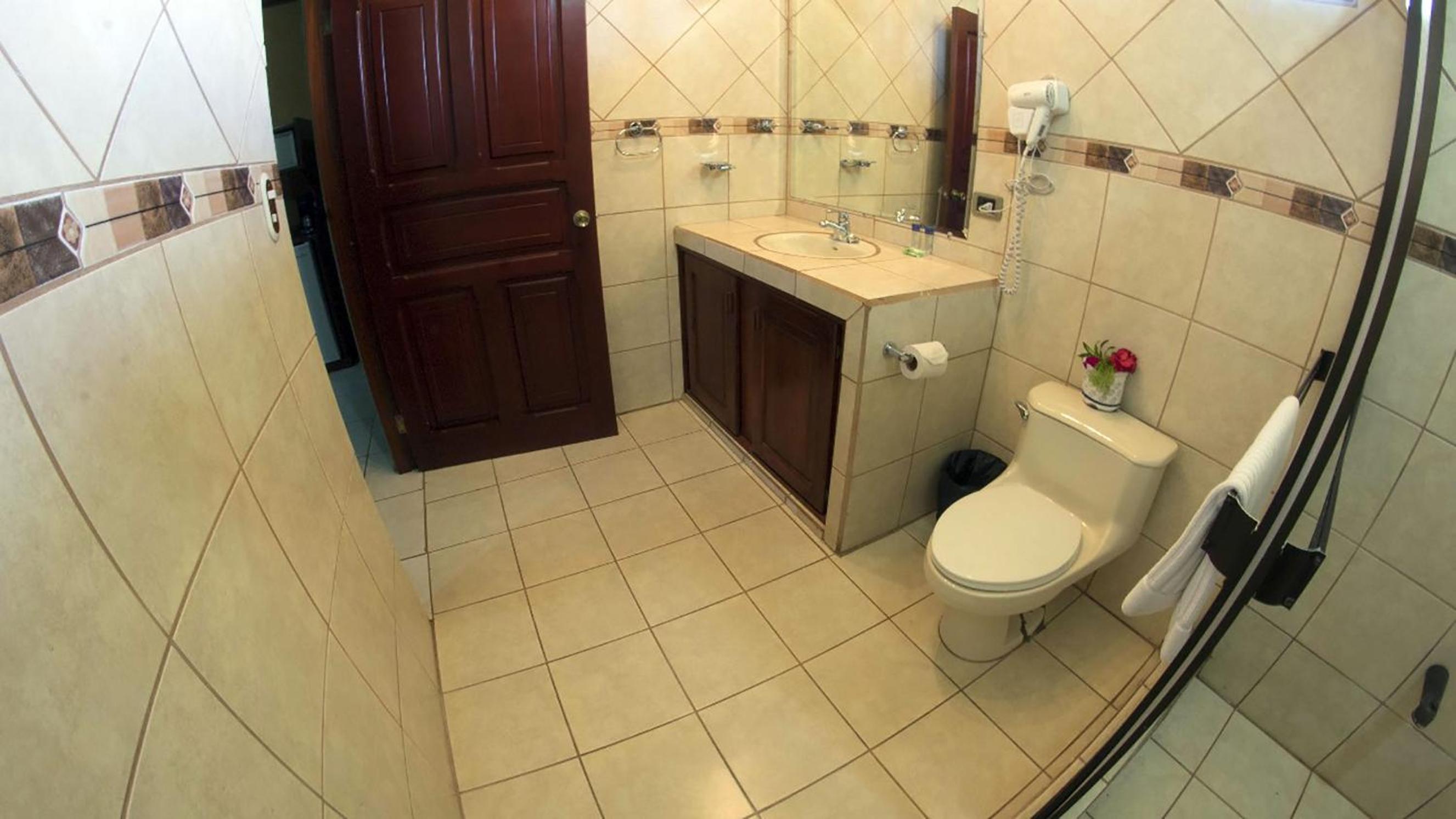 Quadruple Room with Mountain View photo 2