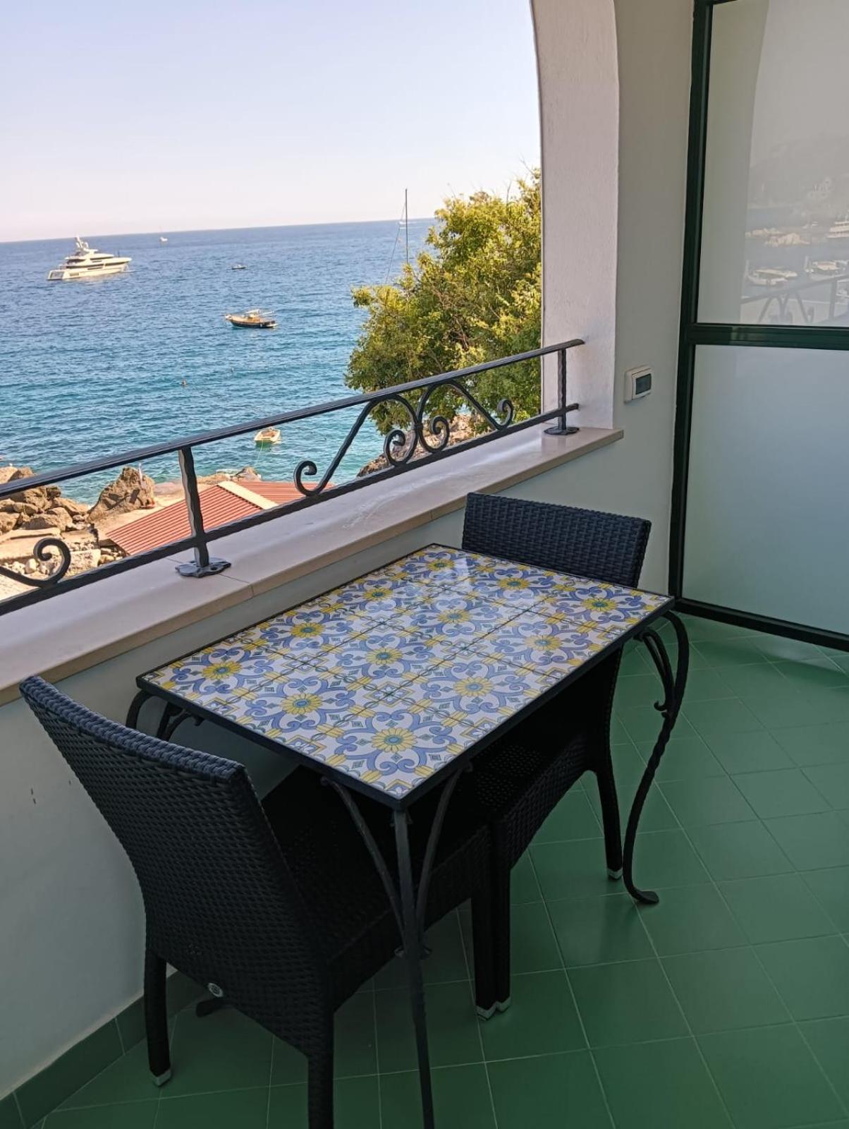 Double Room with Sea View photo 3