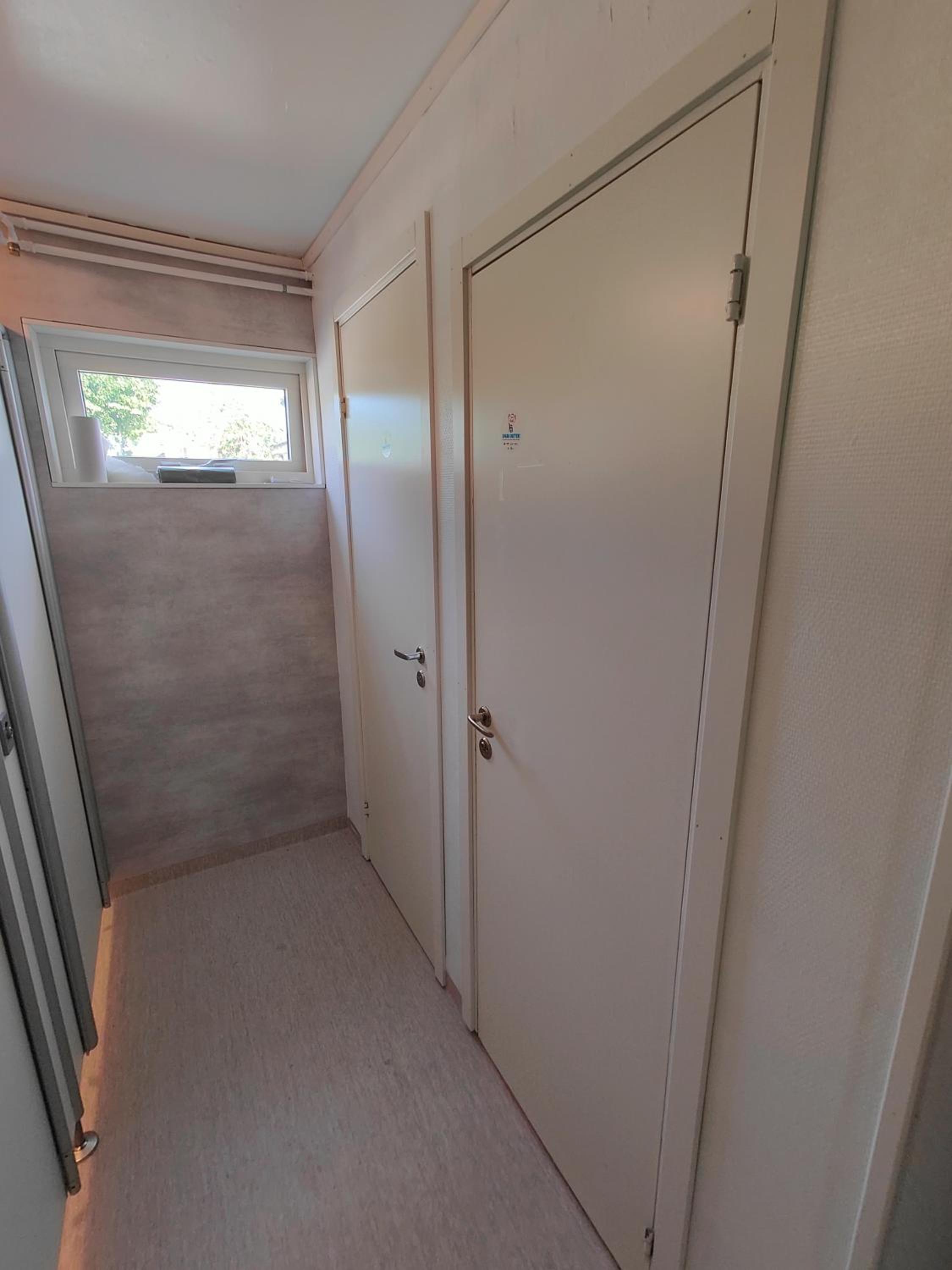 Double Room with Shared Bathroom photo 1