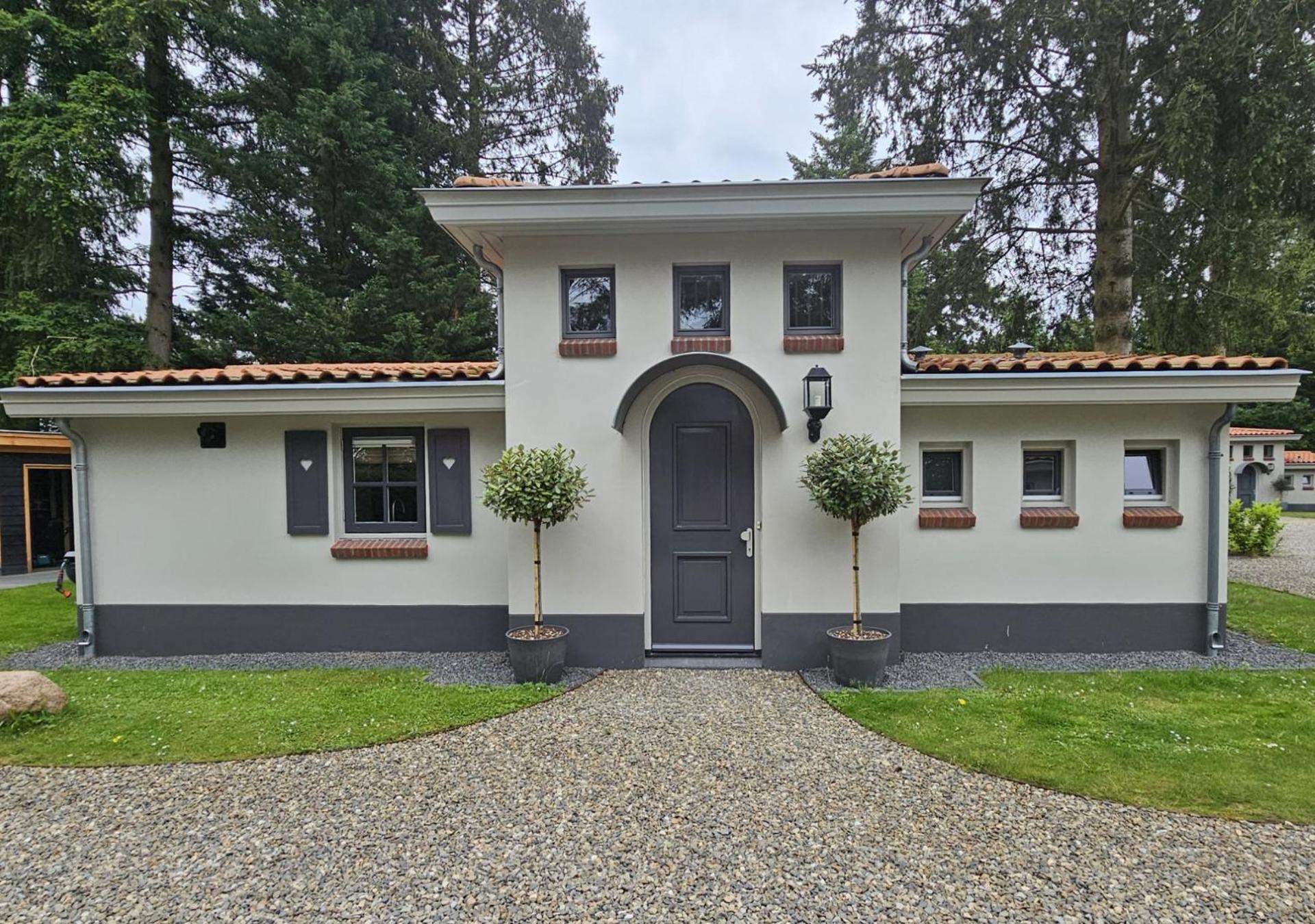 Two-Bedroom House photo 2