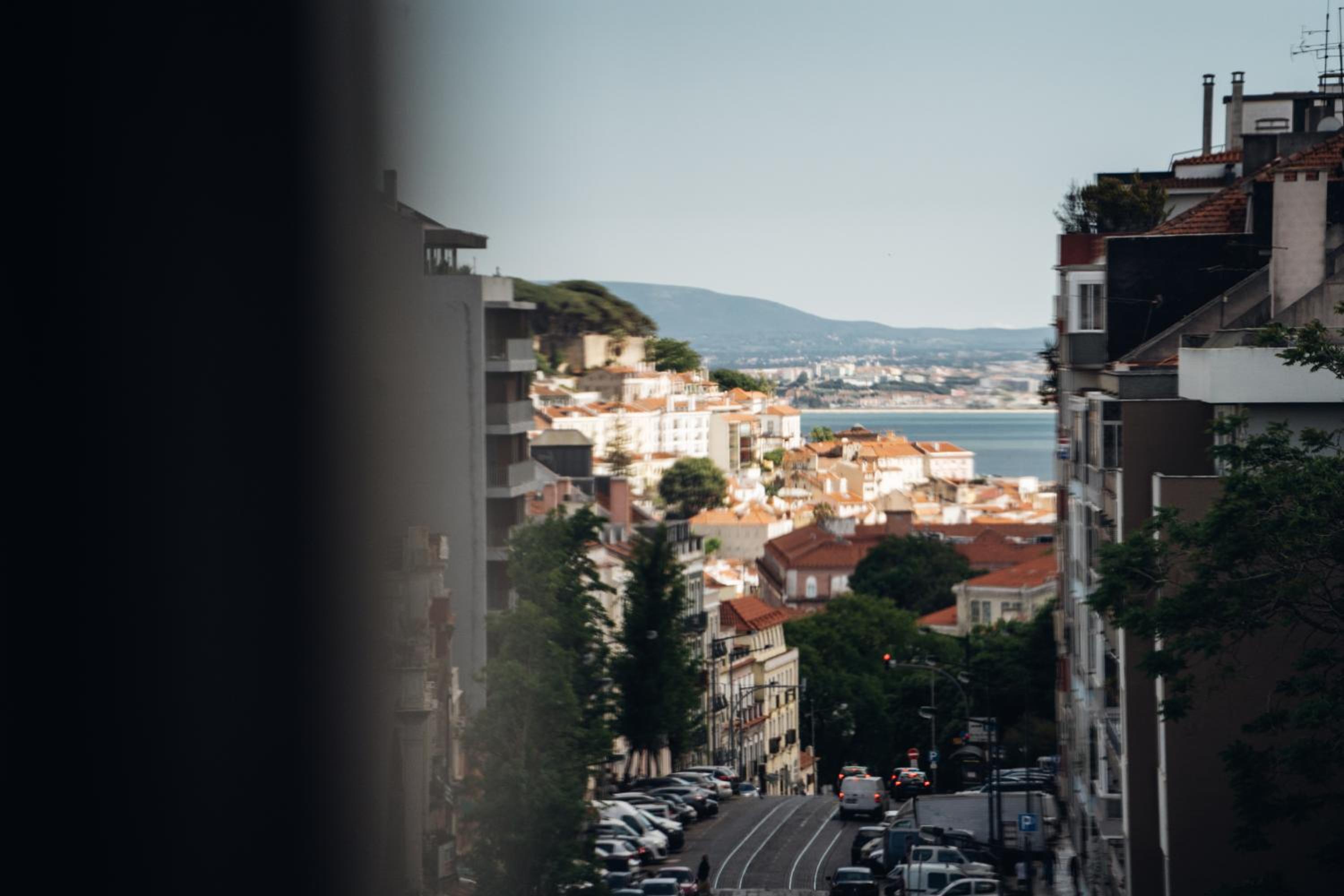 Superior Twin Room with City View - Photo 7