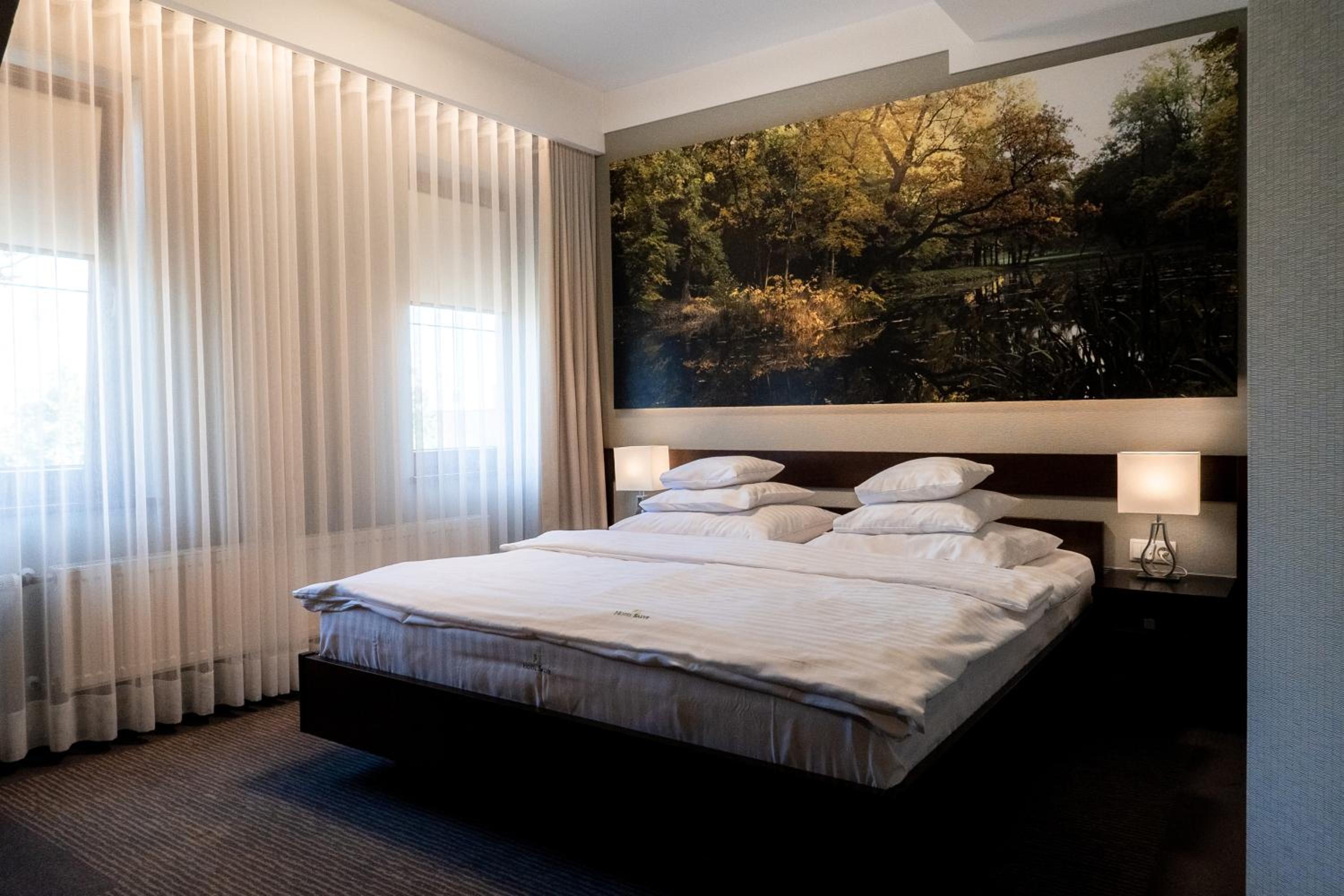 Deluxe Room - Photo 1