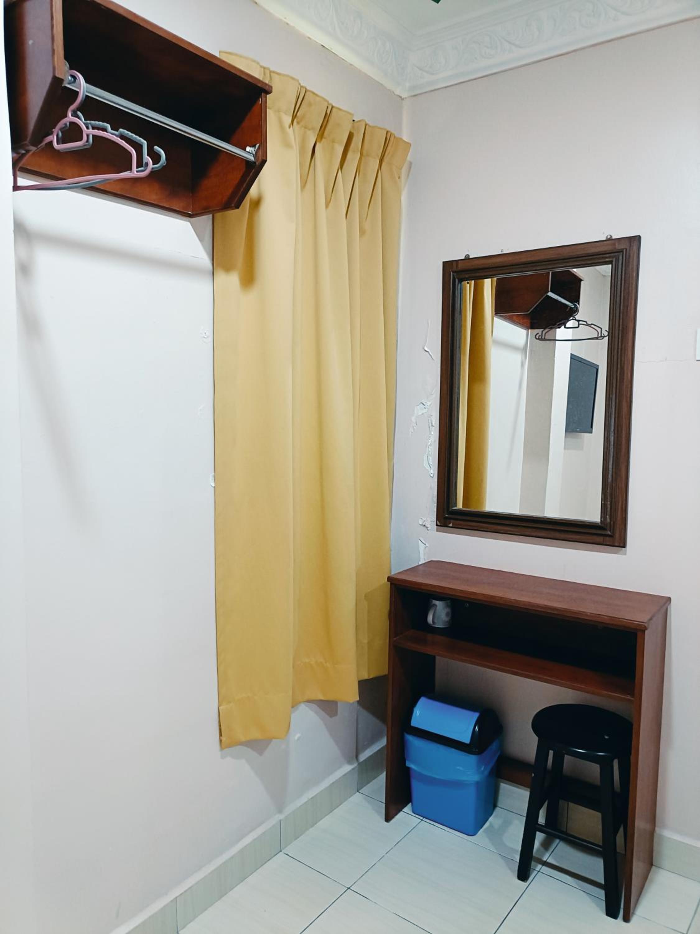 Standard Double Room - Photo 2