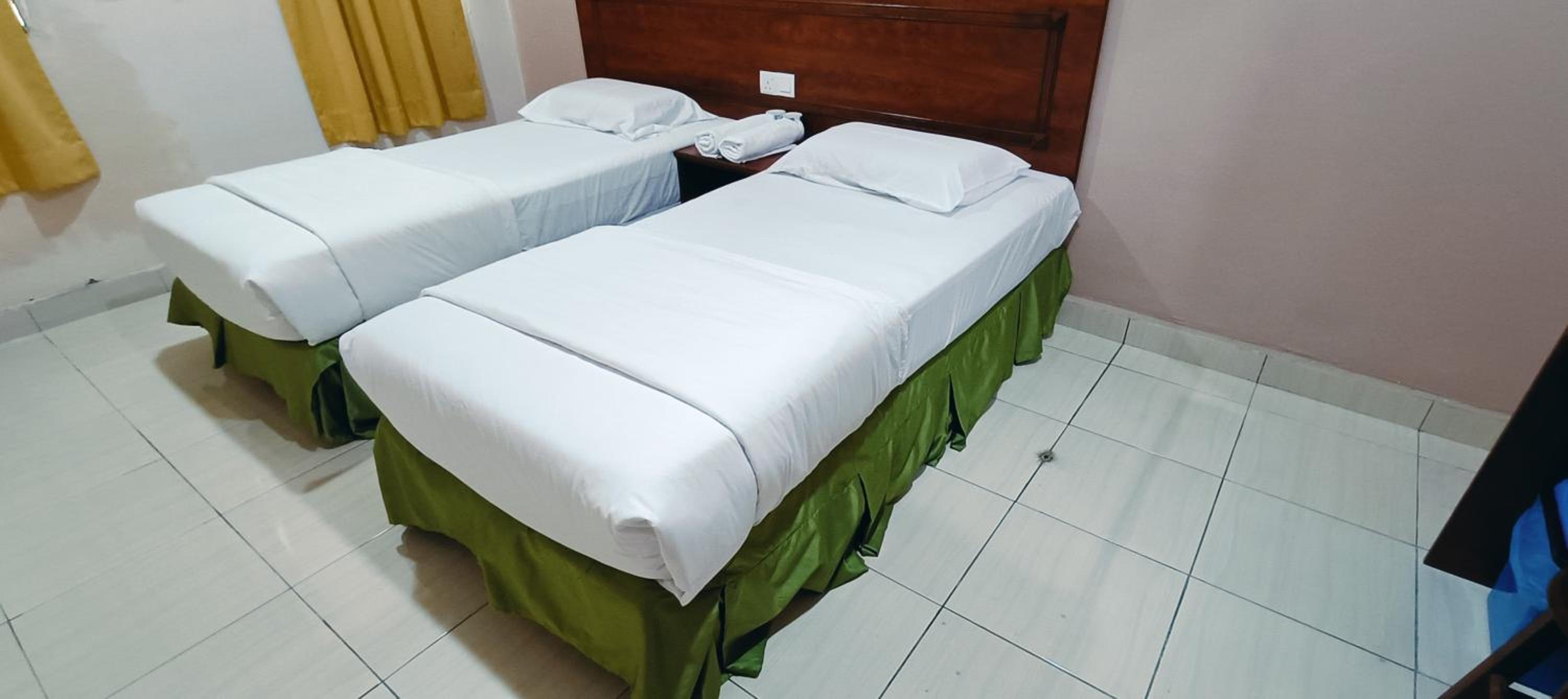 Deluxe Twin Room - Photo 7