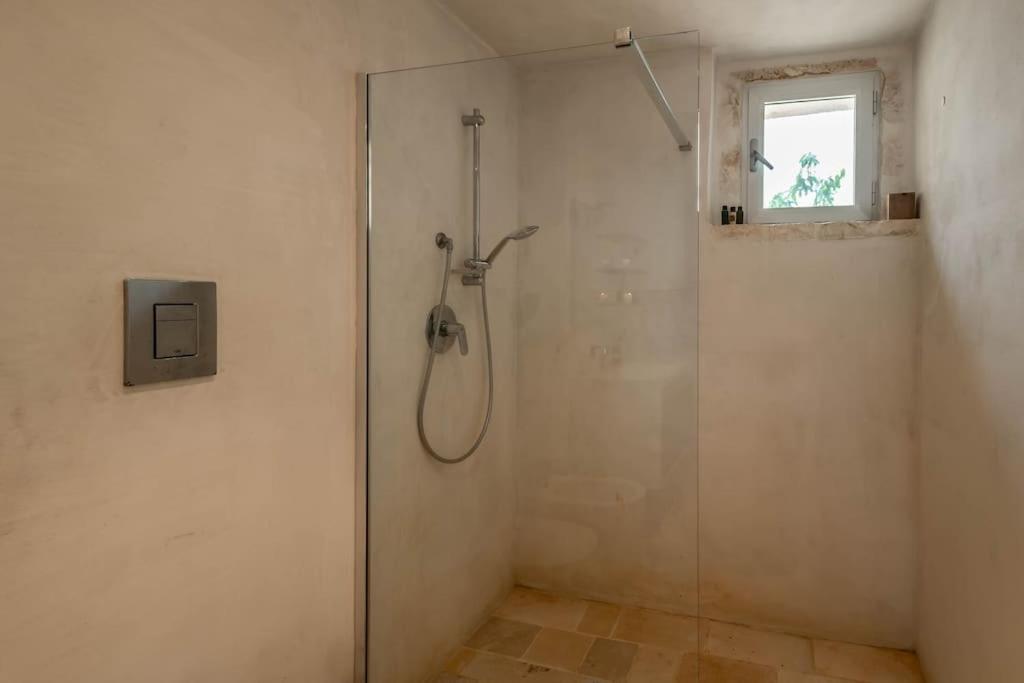 One-Bedroom House photo 2