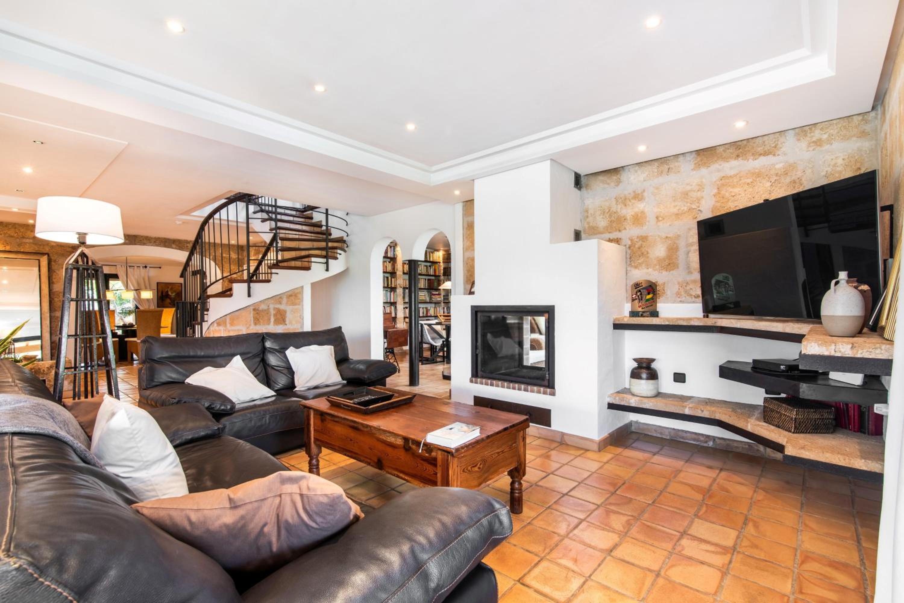 Villa de Cuatro Habitaciones