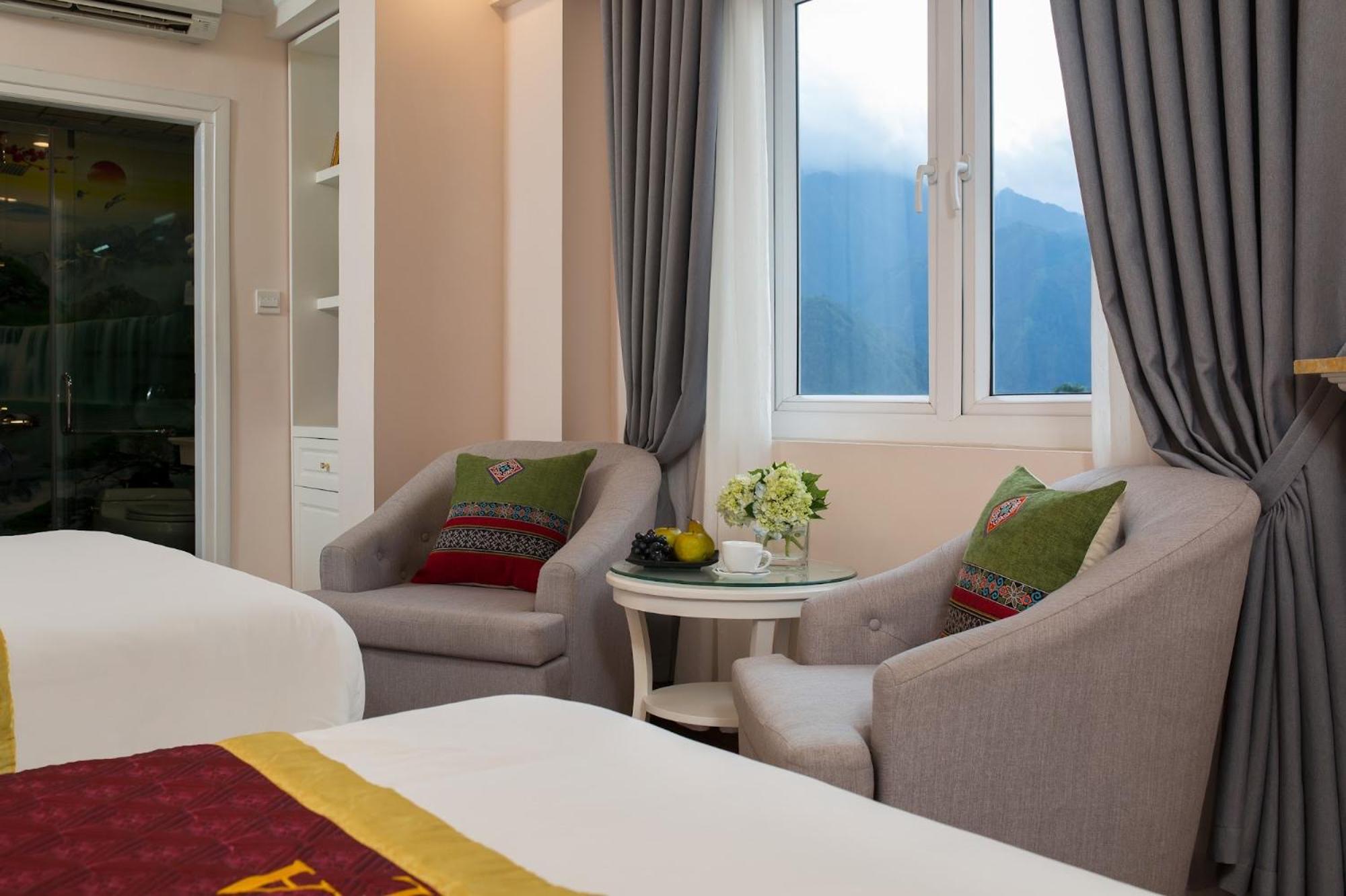 Superior Triple Room photo 3